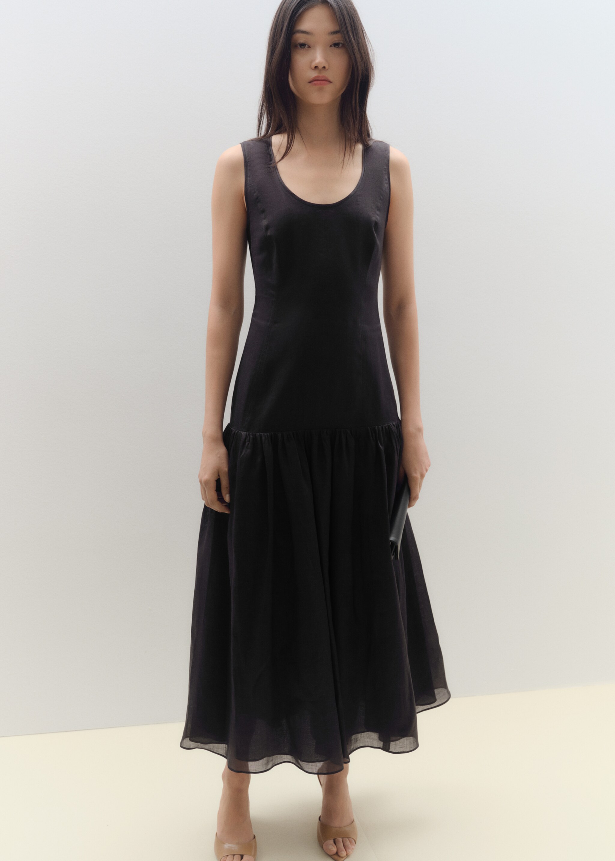 Linen-blend dress with ruffle - Details of the article 6