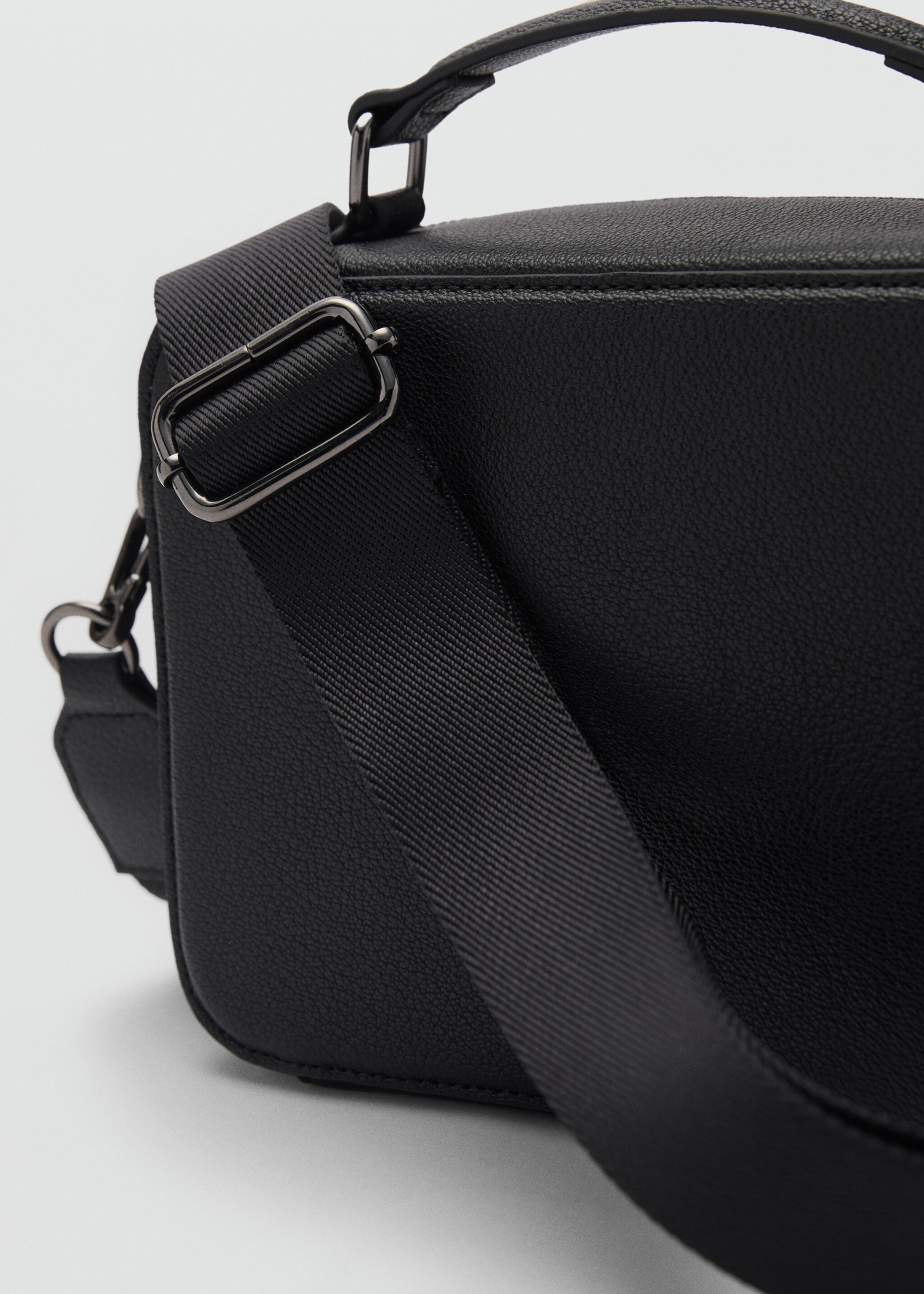 Briefcase-style bag - Details of the article 1