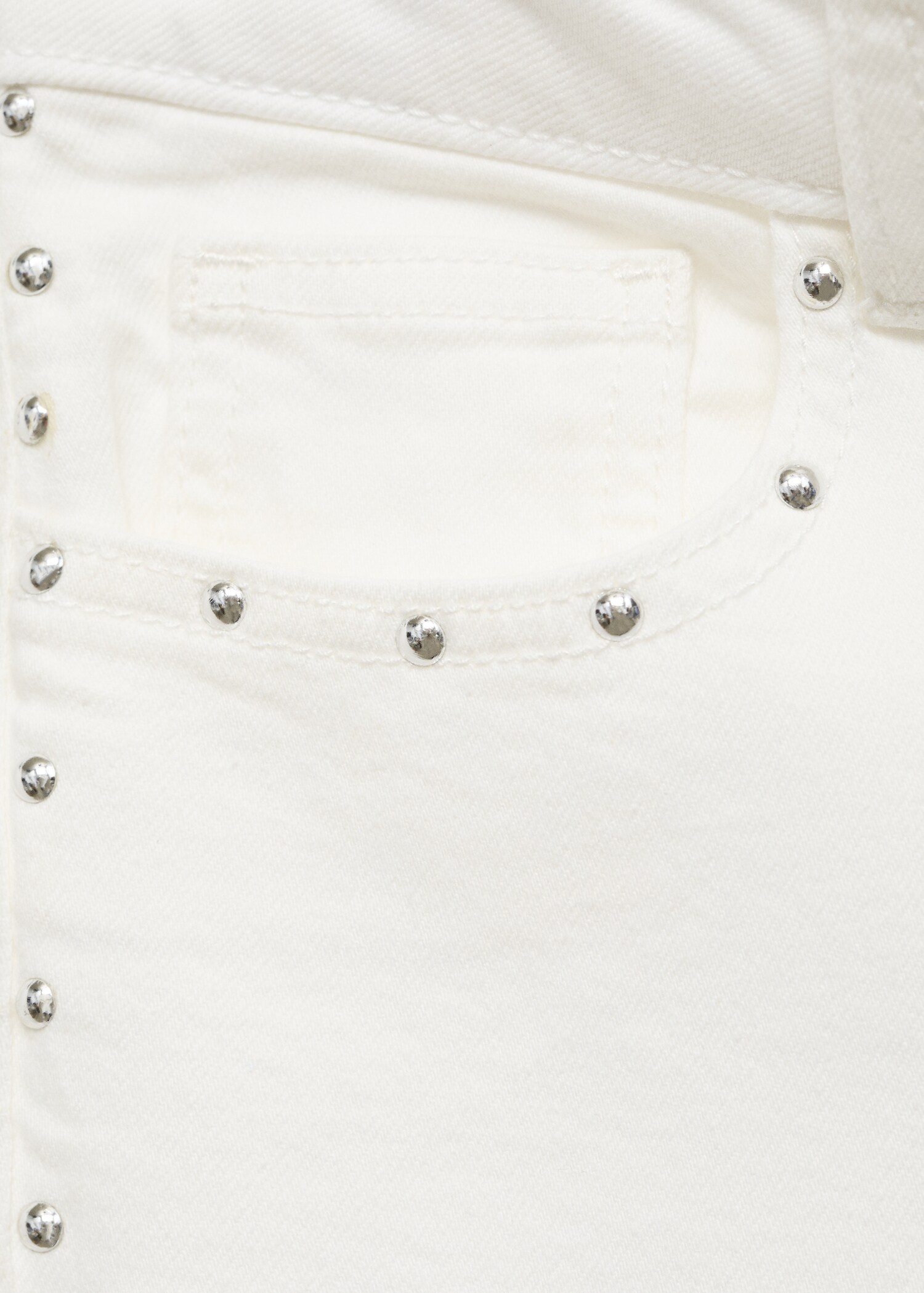 Jean taille basse à clous - Détail de l'article 0