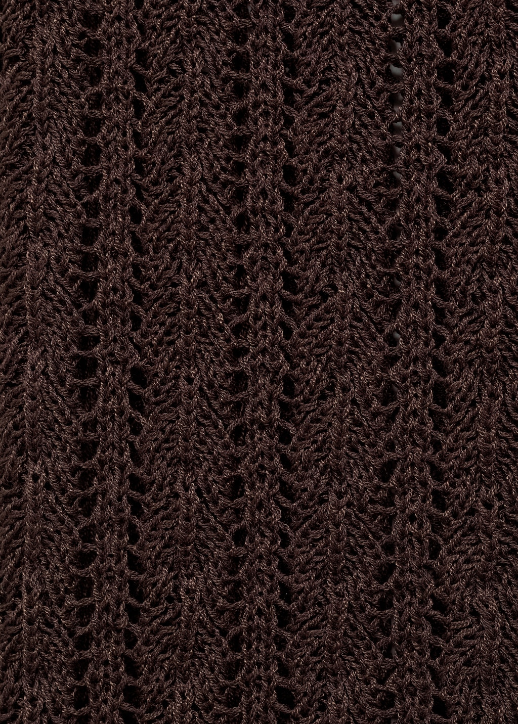 Knitted vest with bow closure