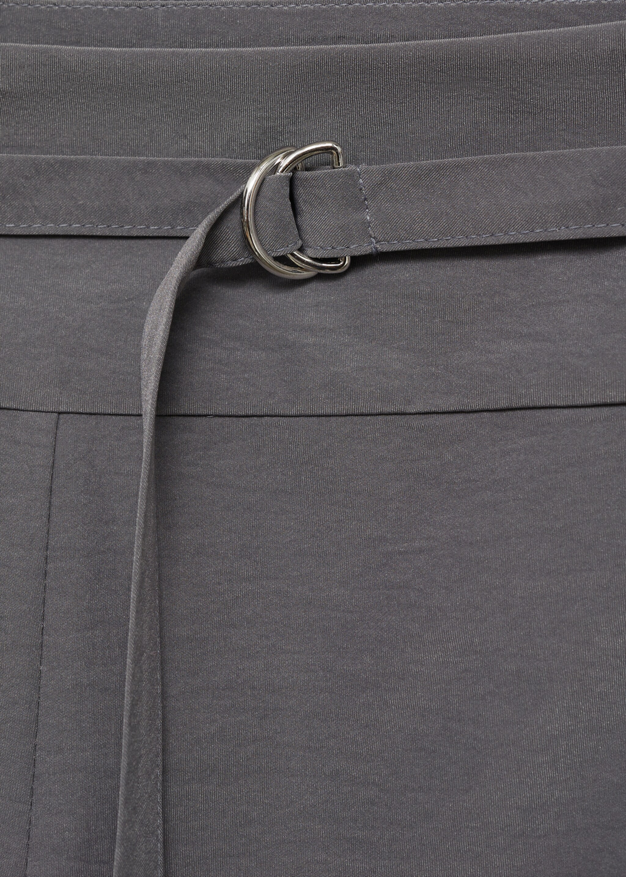 Straight trousers with fine belt - Details of the article 8