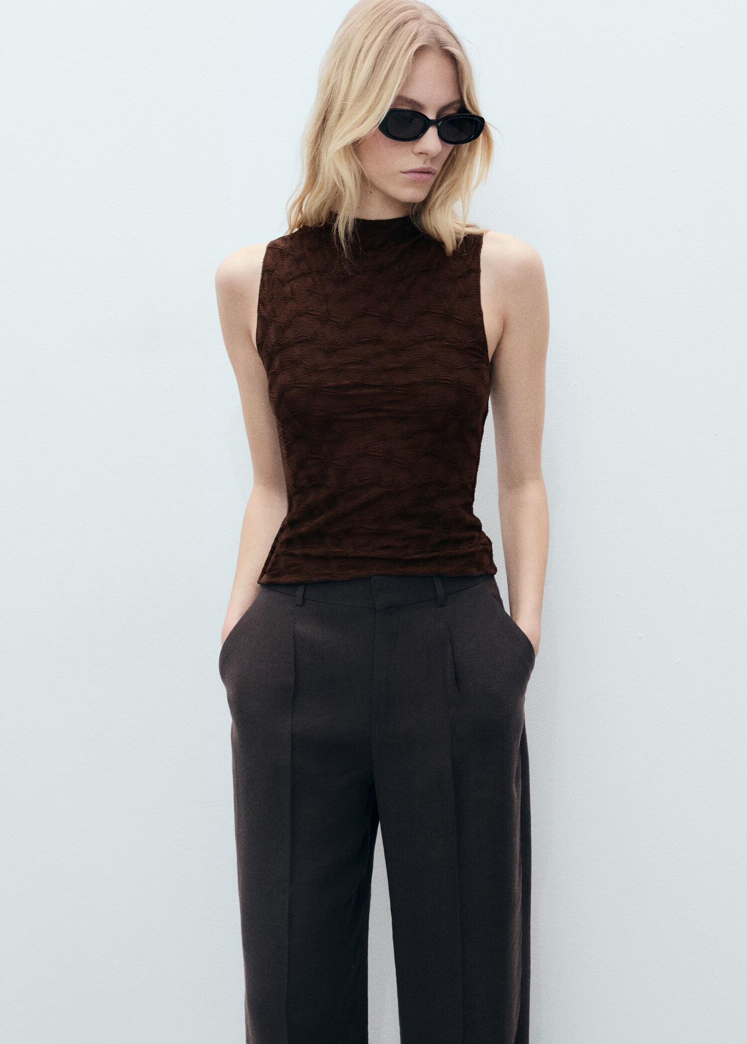 Fitted top with gathered shoulder - Medium plane