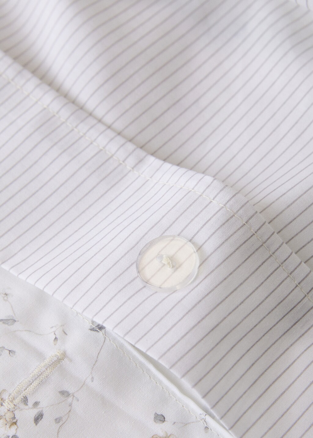 Percale cotton floral and fine-stripe reversible duvet cover for 90 cm bed