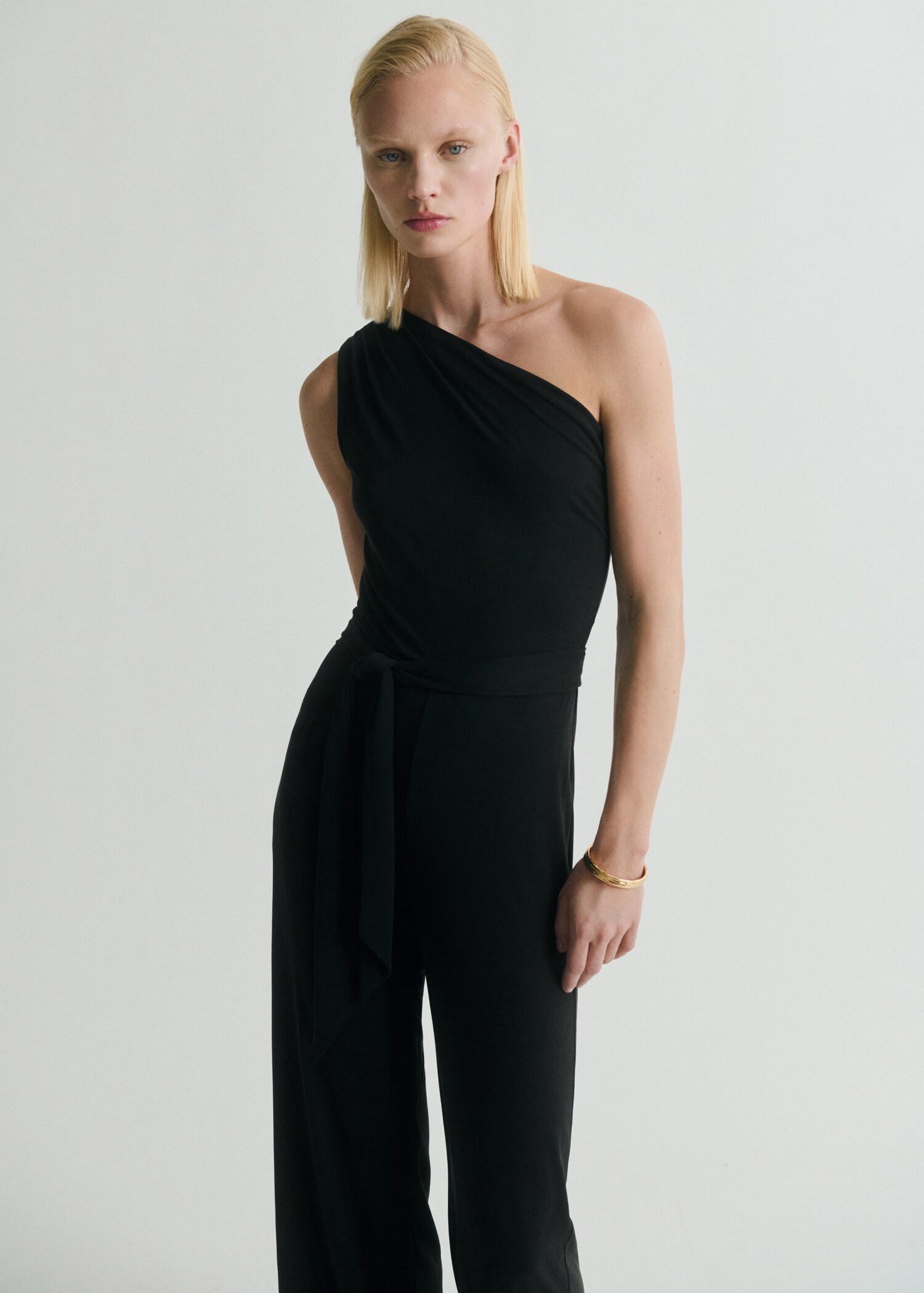 Asymmetric belt jumpsuit - Medium plane