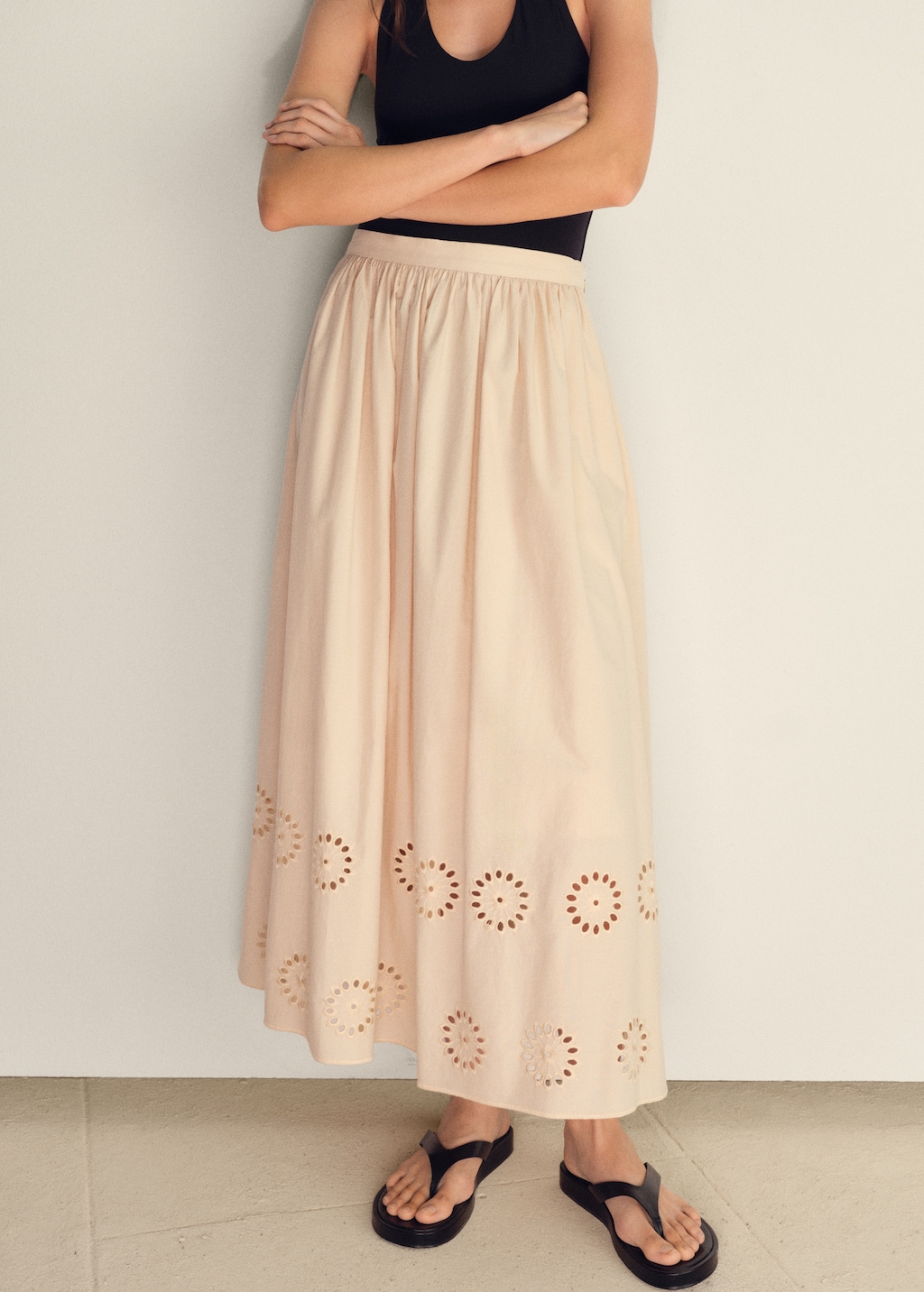 Cotton skirt with embroidered hem
