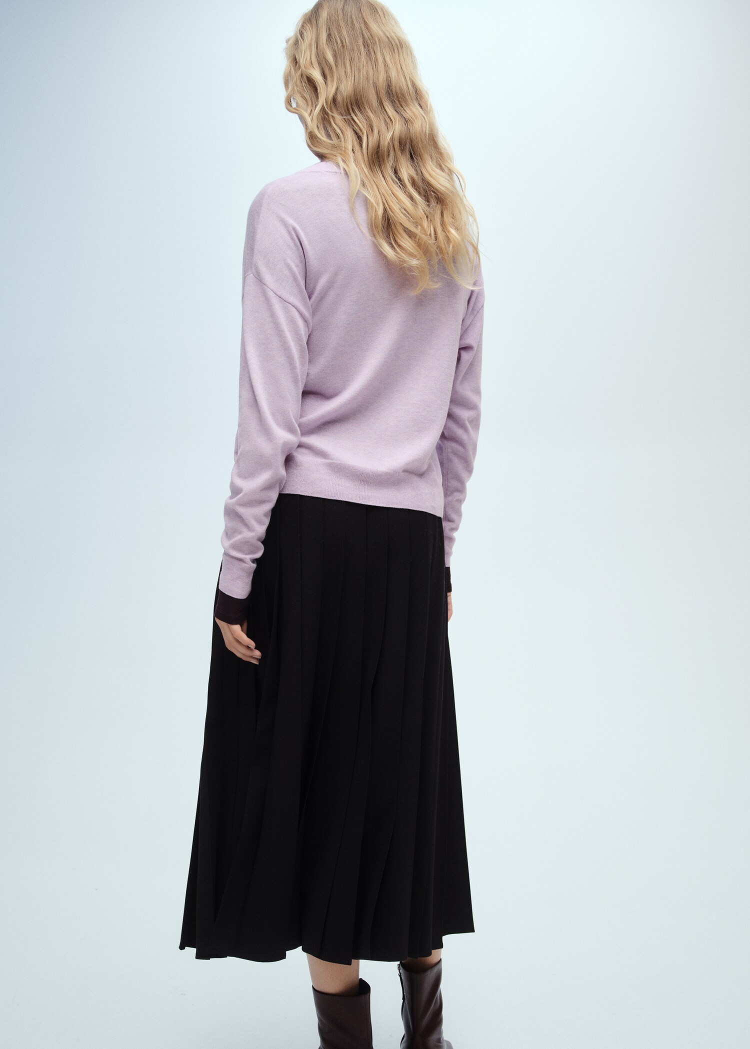 V-neck knitted cardigan - Reverse of the article