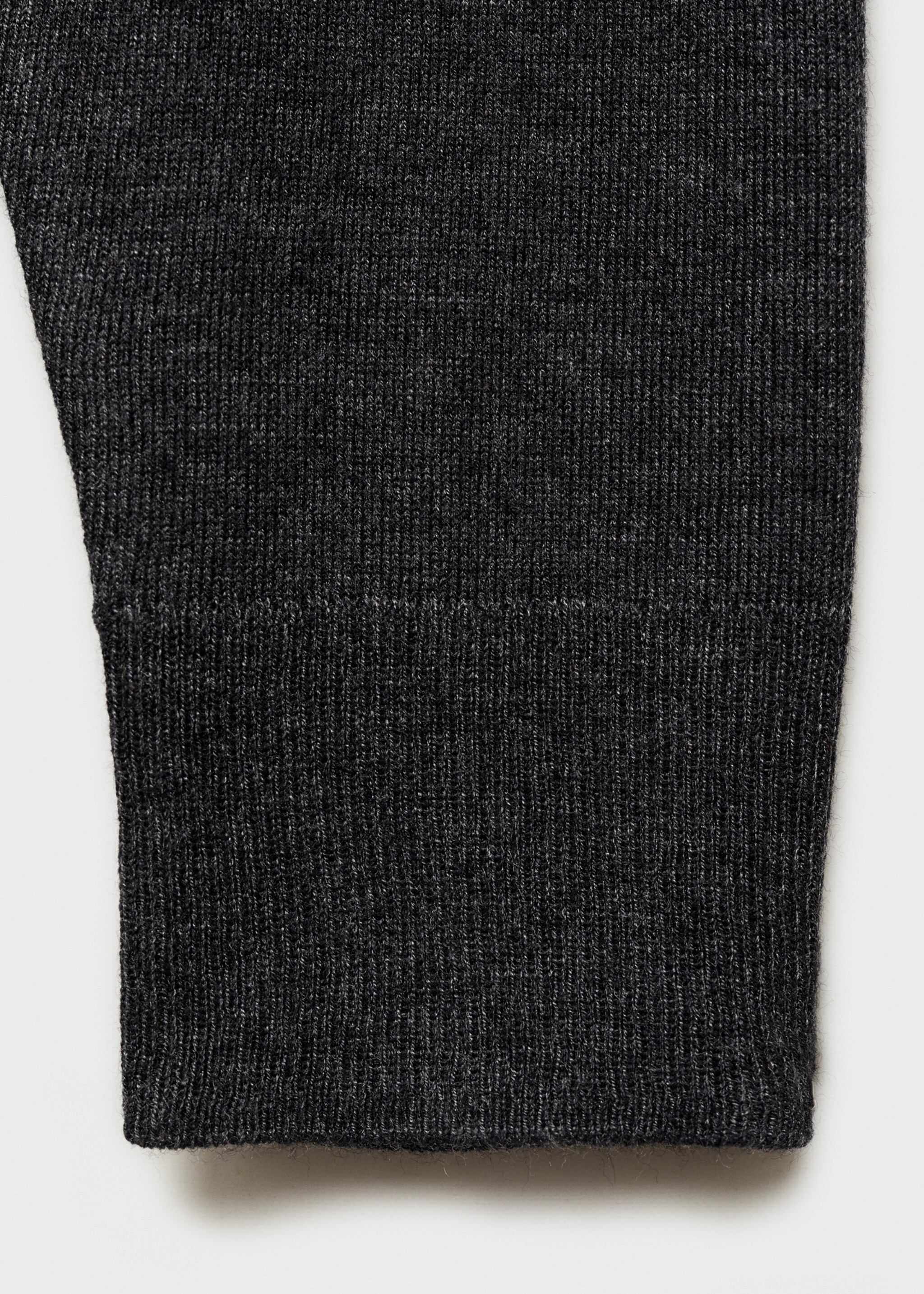 V-neck knitted cardigan - Details of the article 0