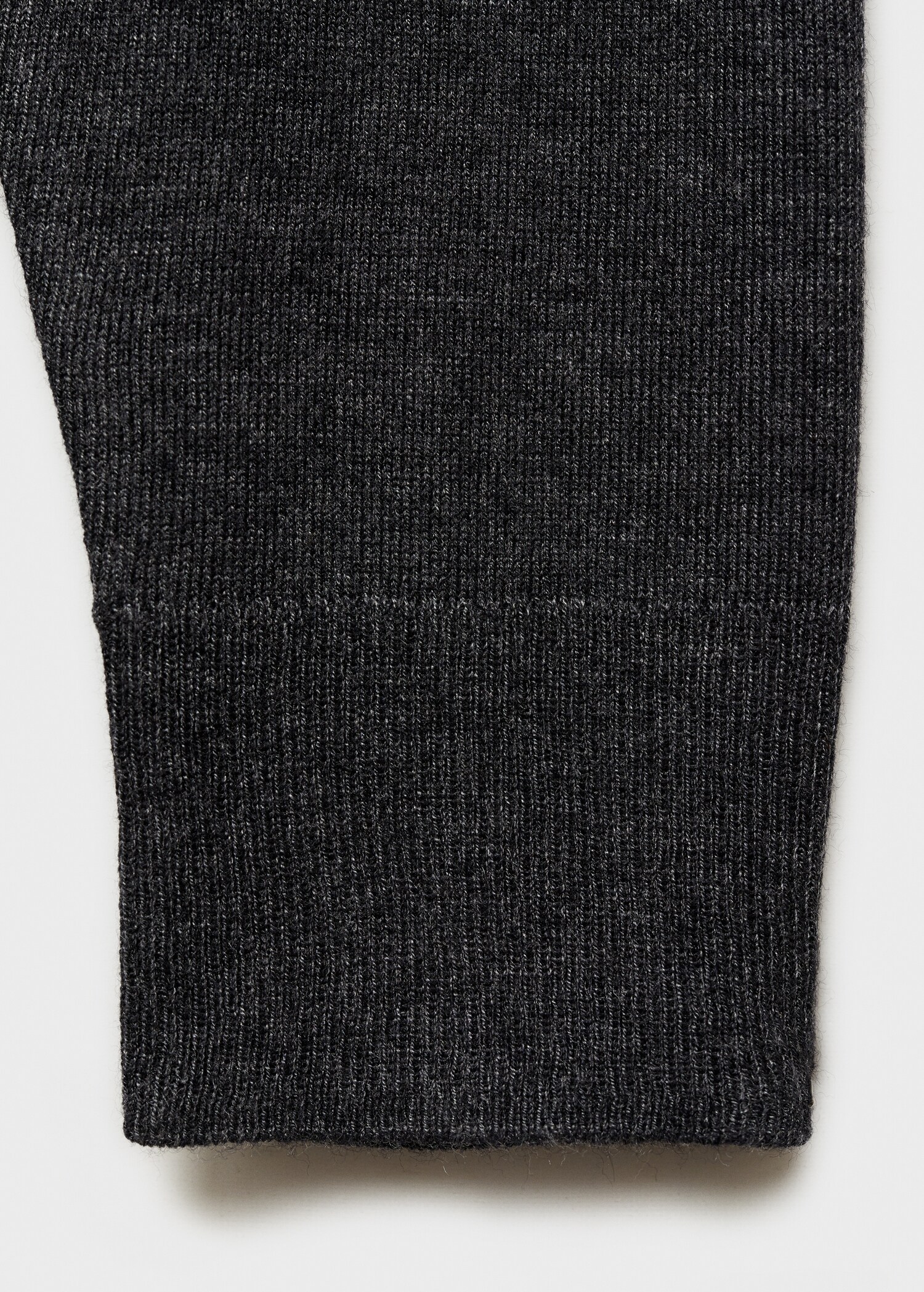 V-neck knitted cardigan - Details of the article 0