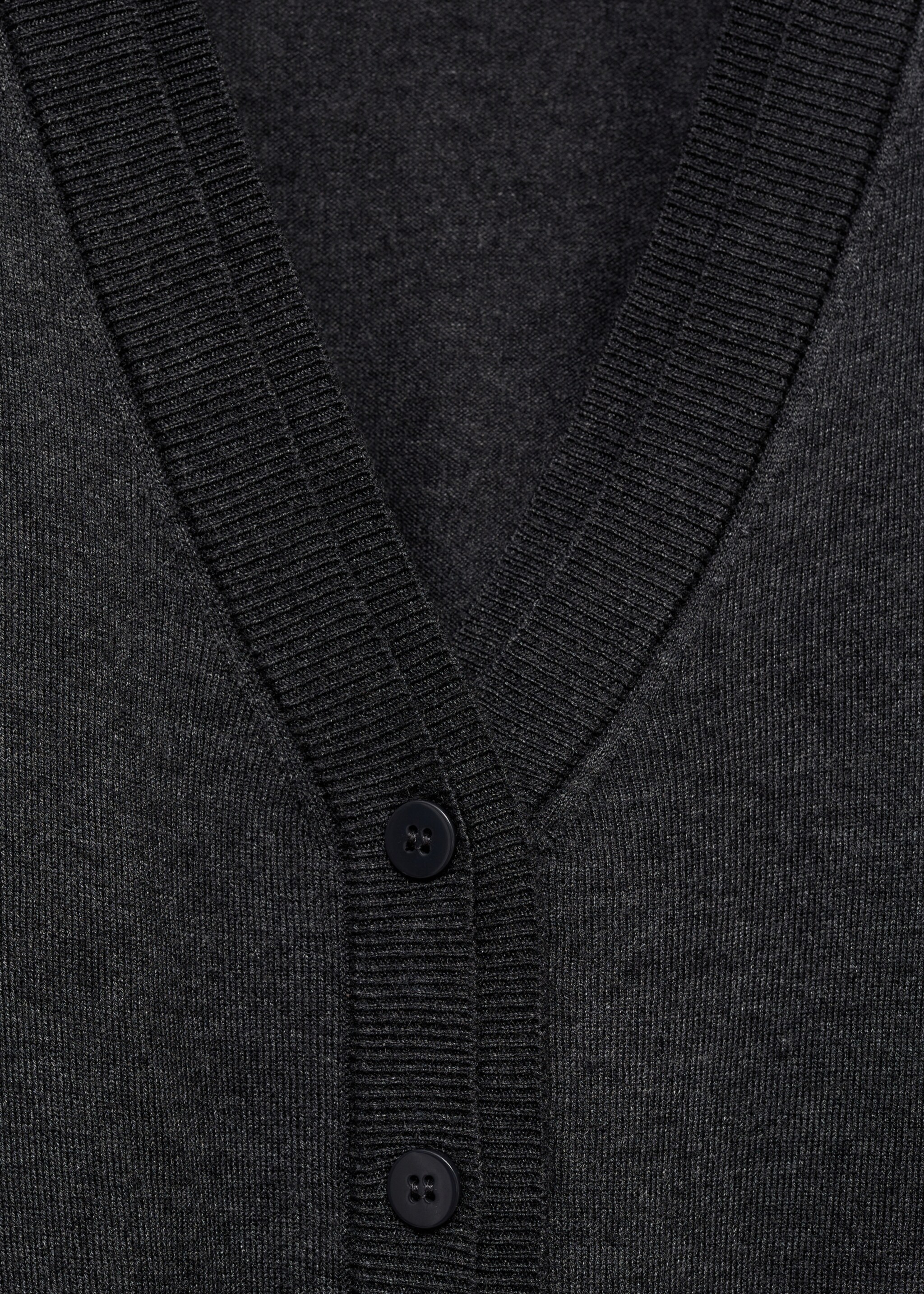 V-neck knitted cardigan - Details of the article 8