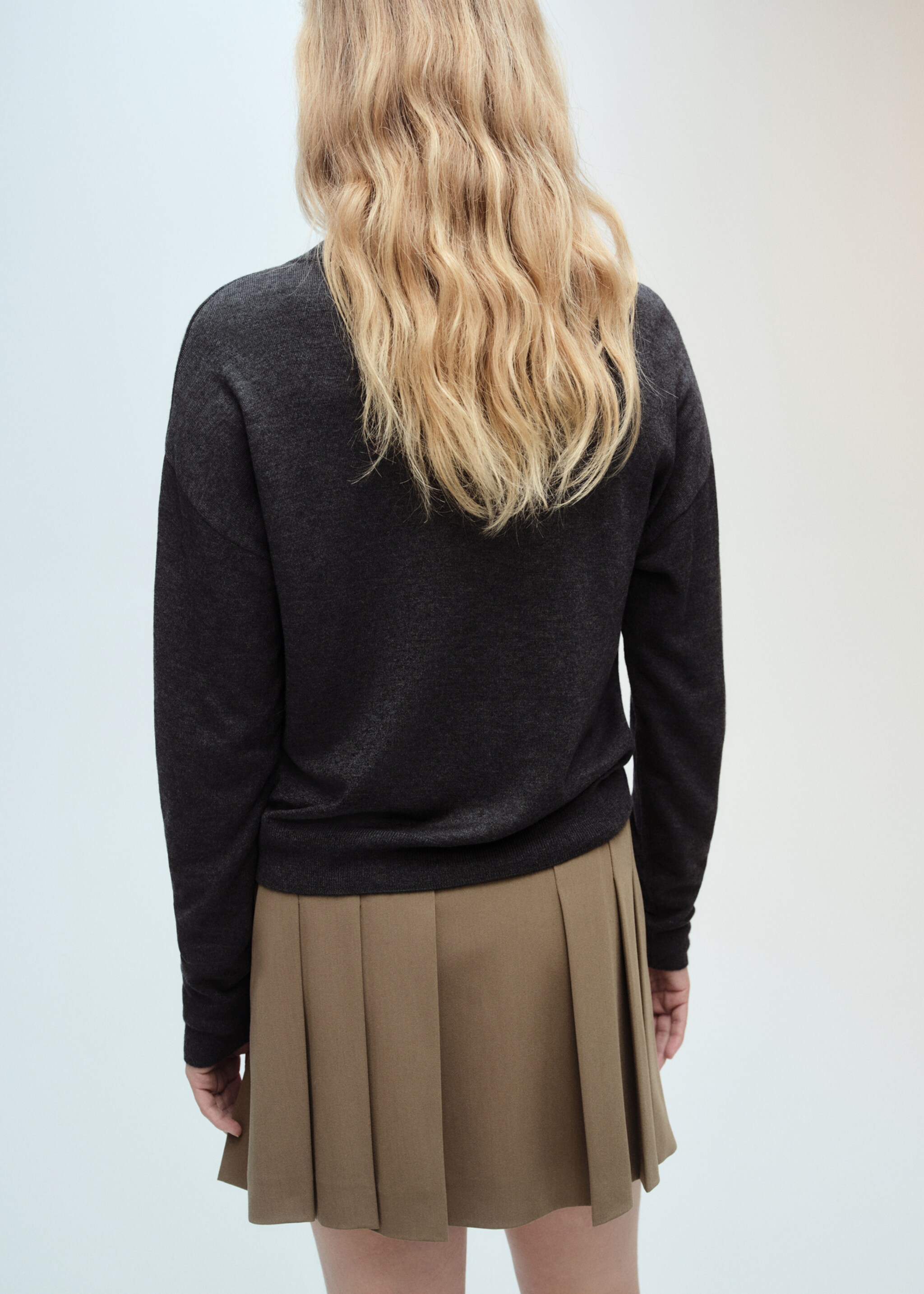 V-neck knitted cardigan - Reverse of the article