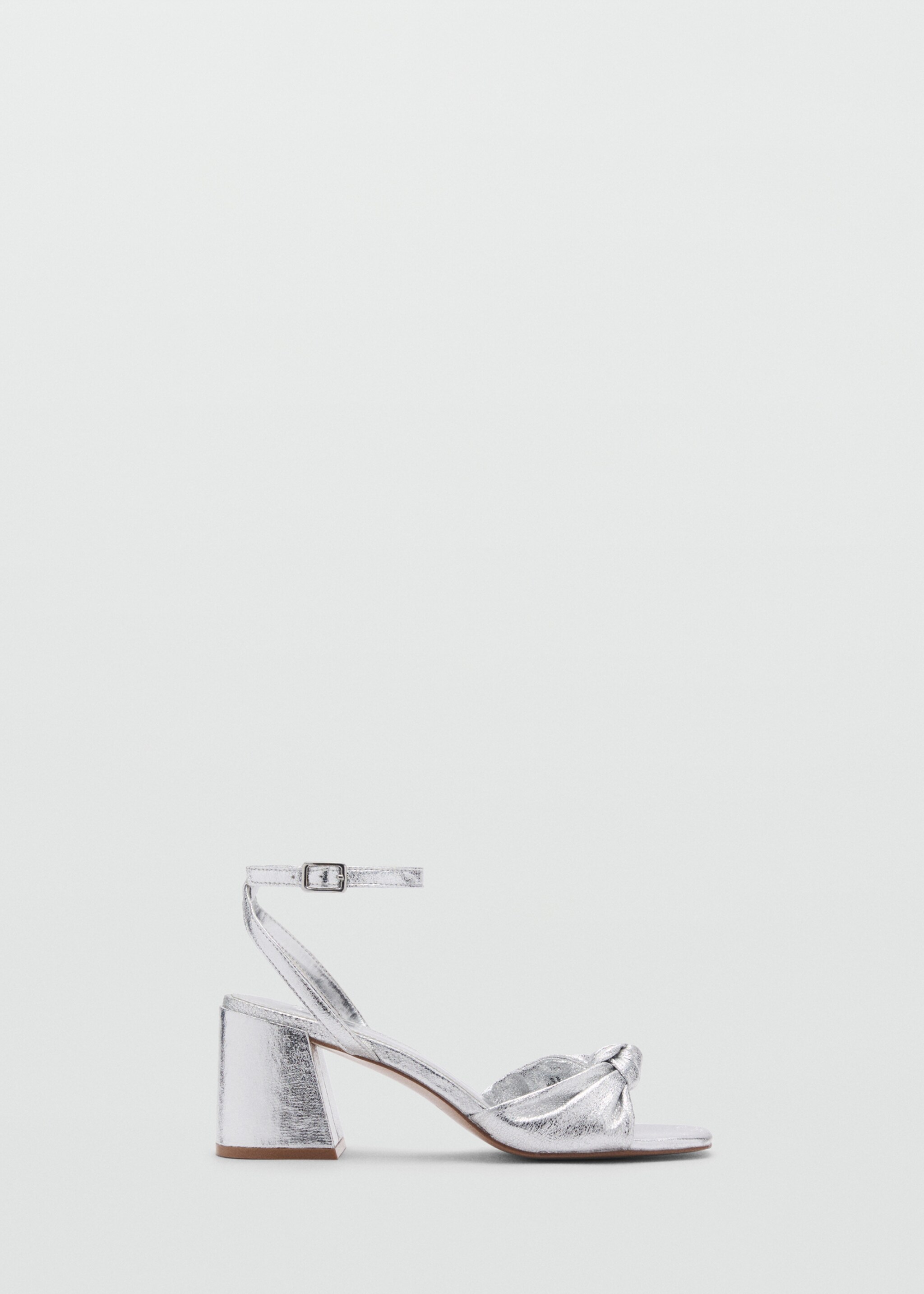 Metallic sandals with bow detail - Article without model