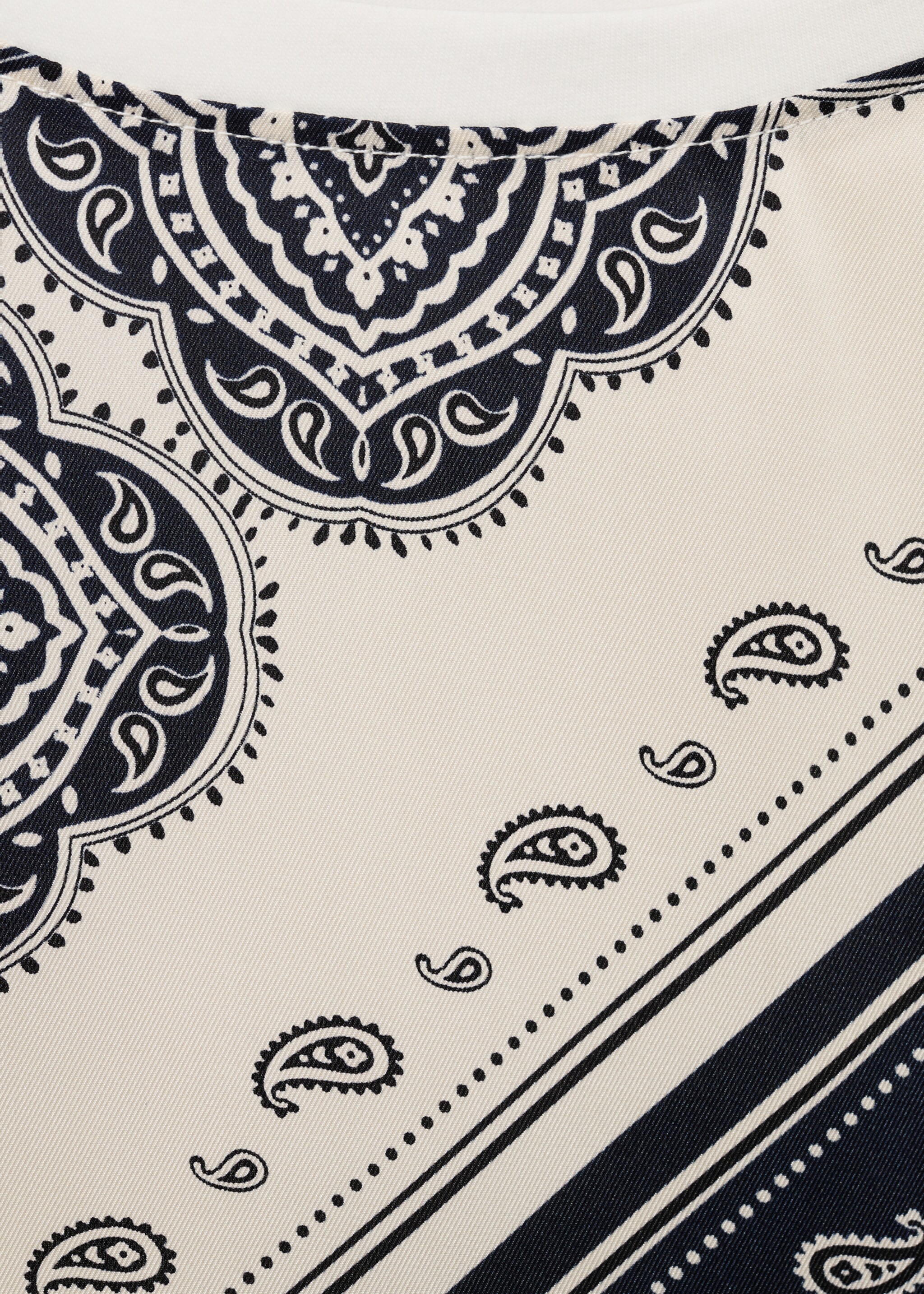 Camiseta asimétrica estampado paisley - Detalle del artículo 8