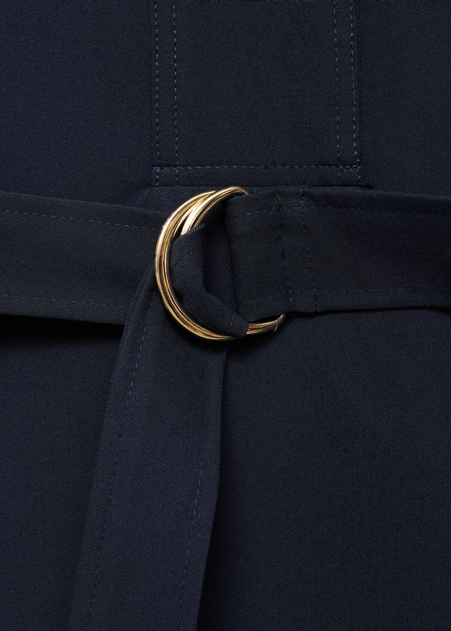 Short-sleeved dress with belt - Details of the article 8