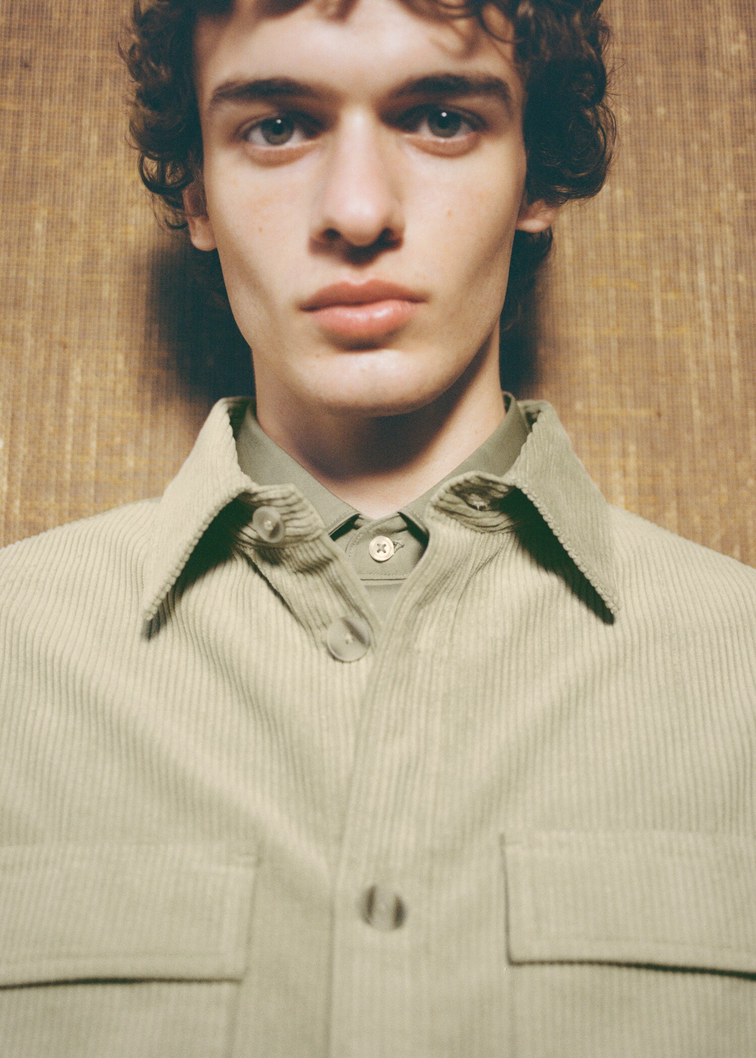Cord-Overshirt mit Taschen - Detail des Artikels 3