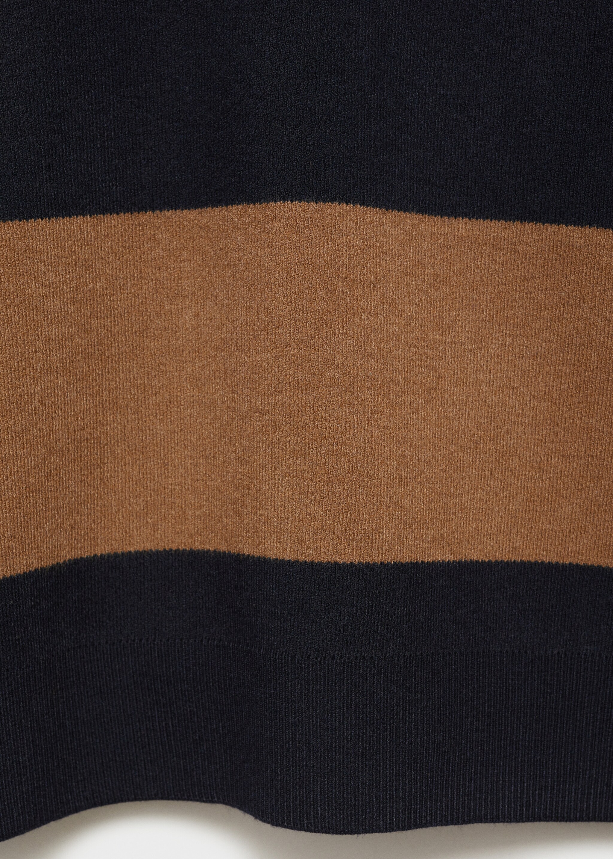 Pull-over polo motif rayé - Détail de l'article 0