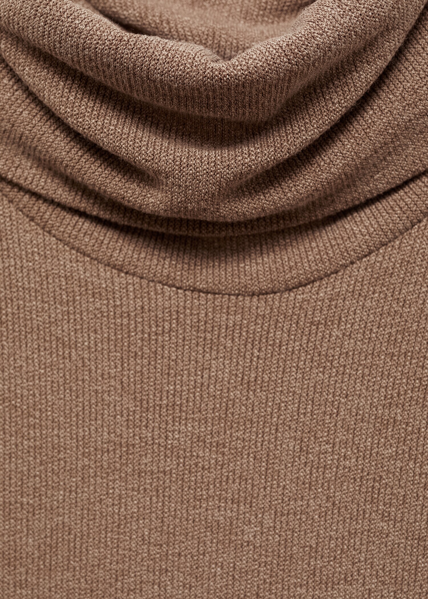 Knitted turtleneck dress - Details of the article 8