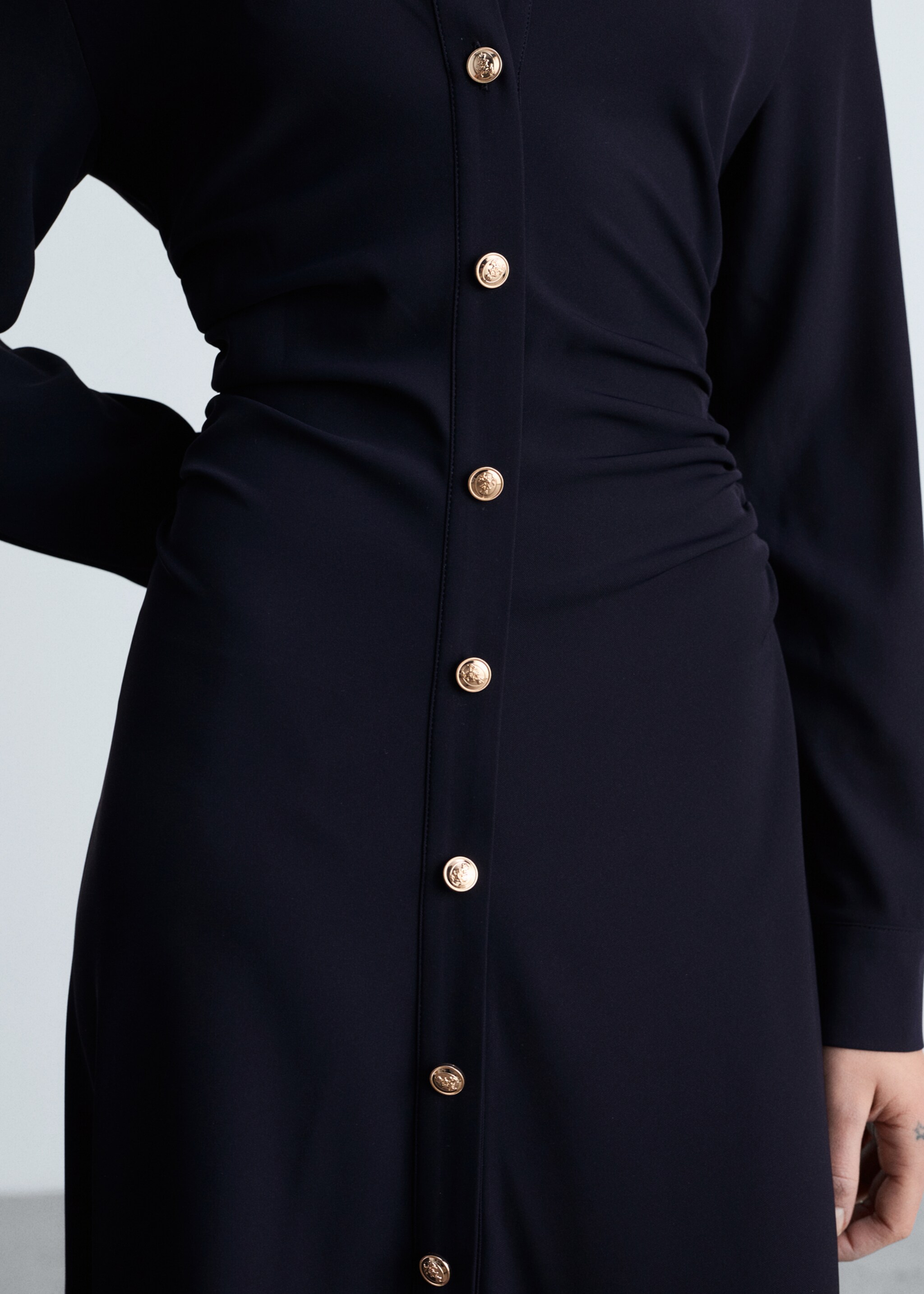 Midi-dress with draped waist - Details of the article 6