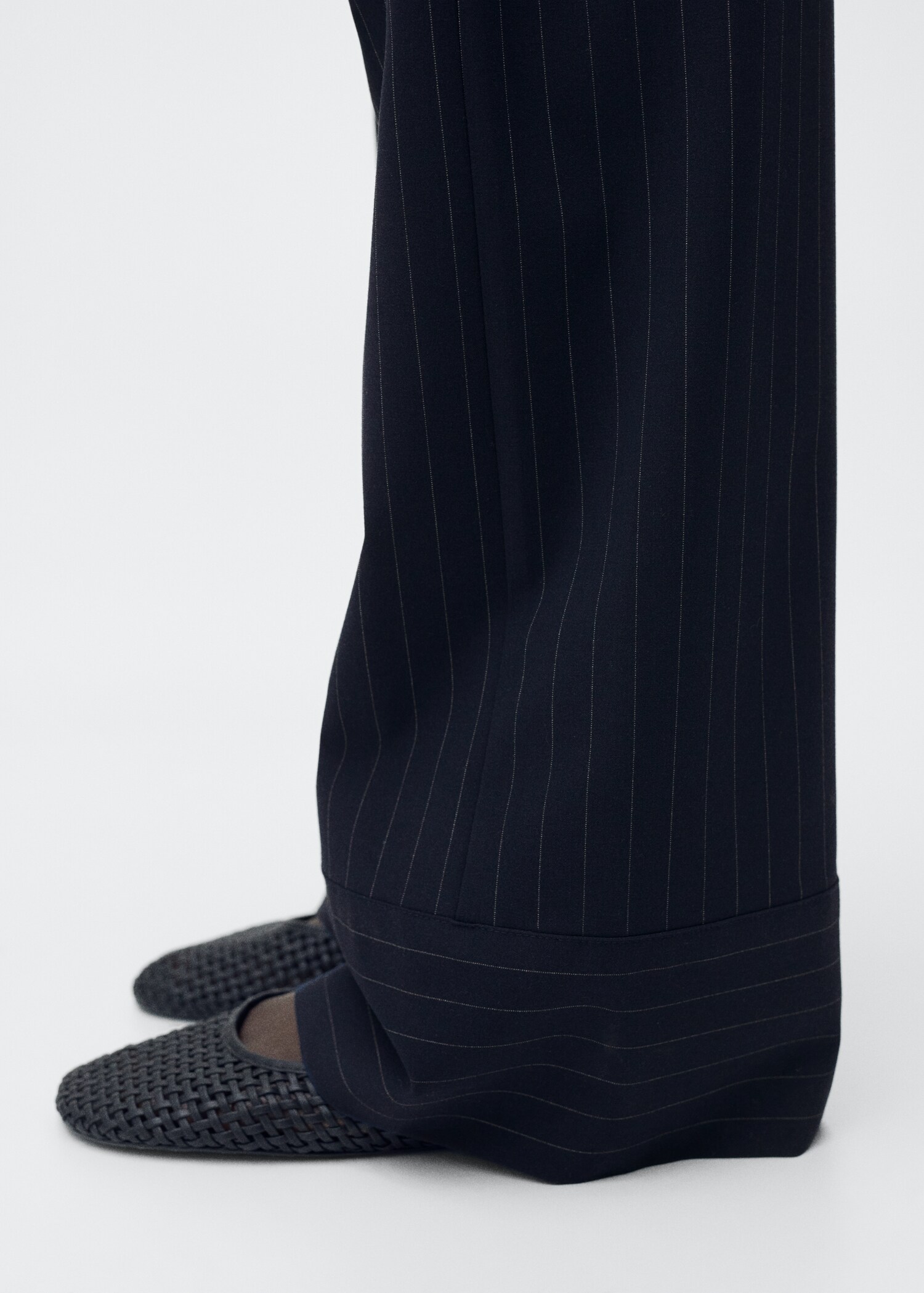 Pantalon droit fines rayures - Détail de l'article 6
