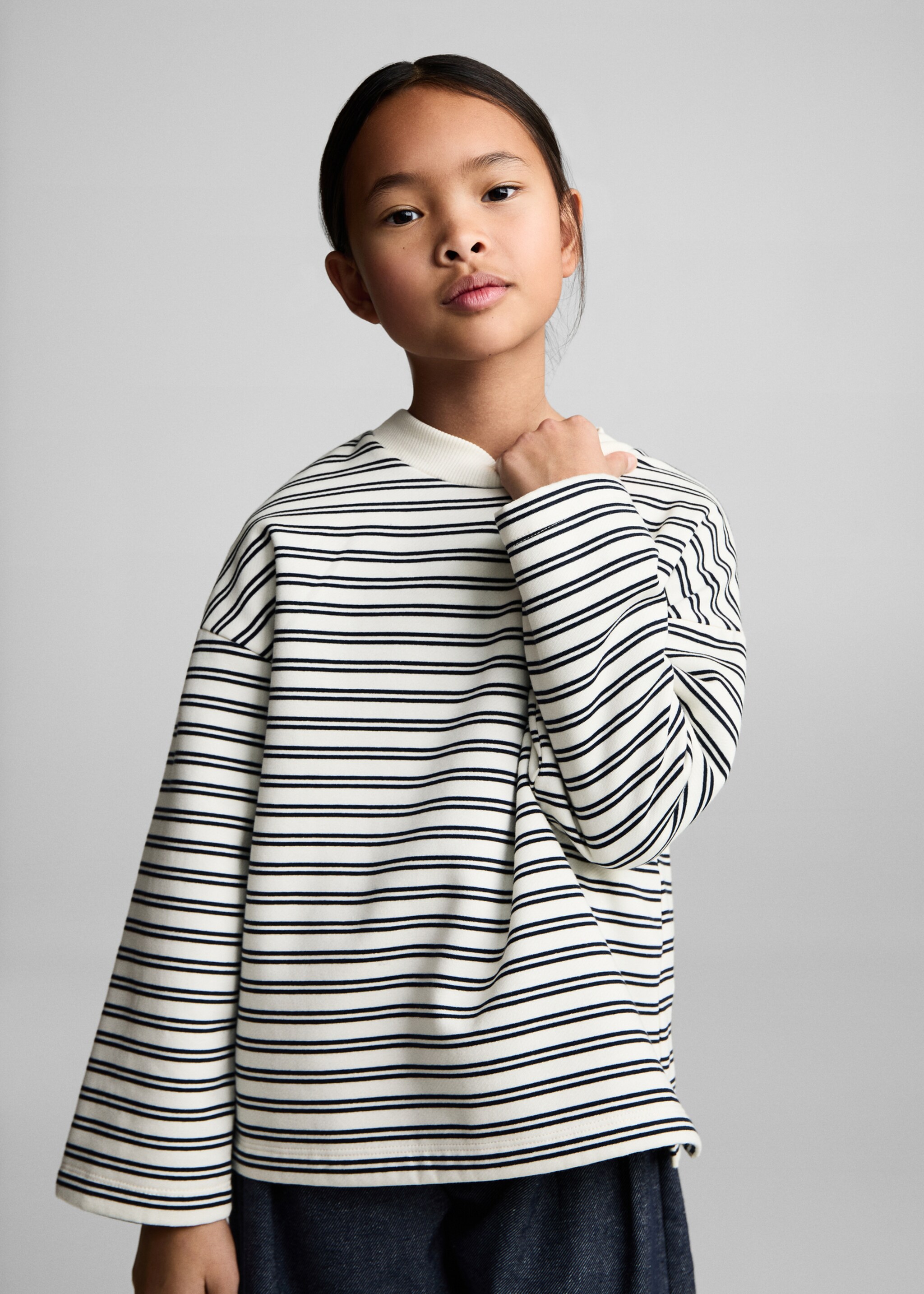 Gestreiftes Baumwoll-Sweatshirt - Mittlere Ansicht