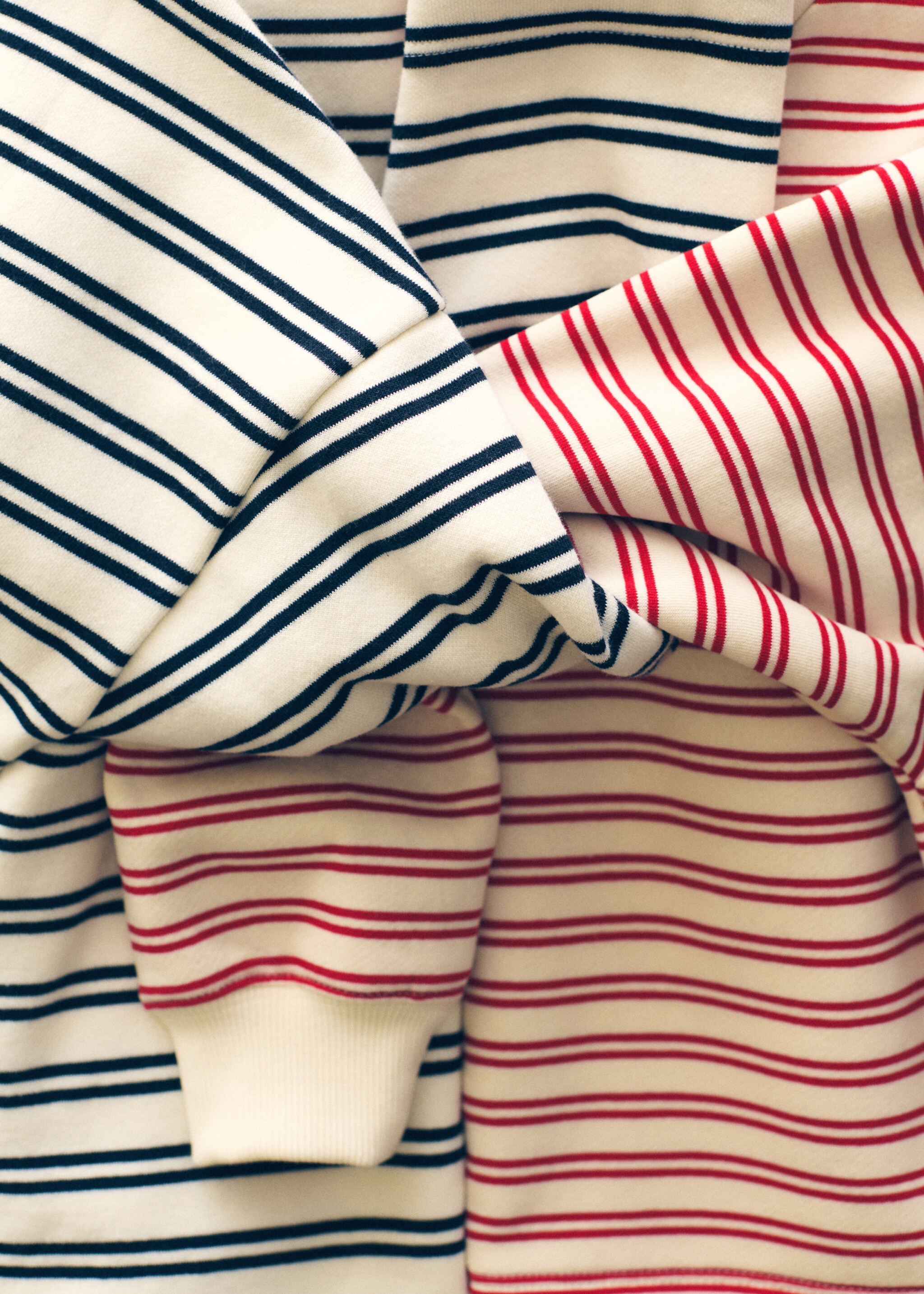 Gestreiftes Baumwoll-Sweatshirt - Detail des Artikels 5