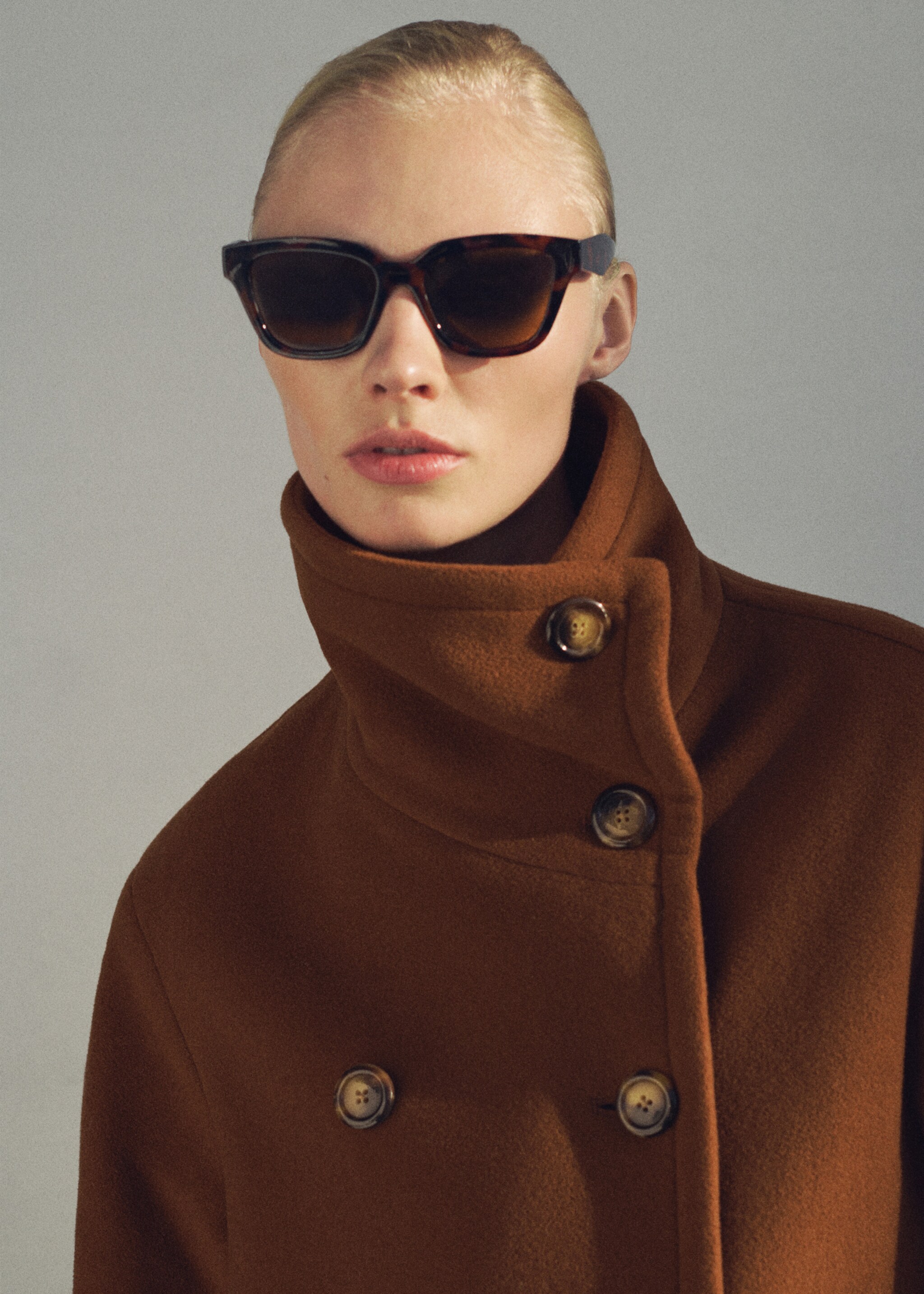 Short double-breasted wool coat - Medium plane