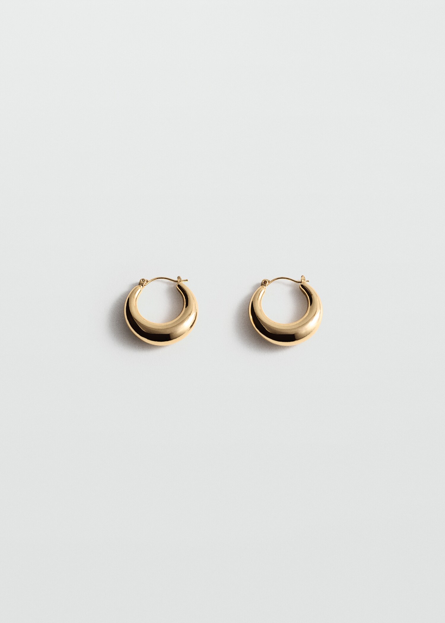 Volume hoop earrings - Article without model