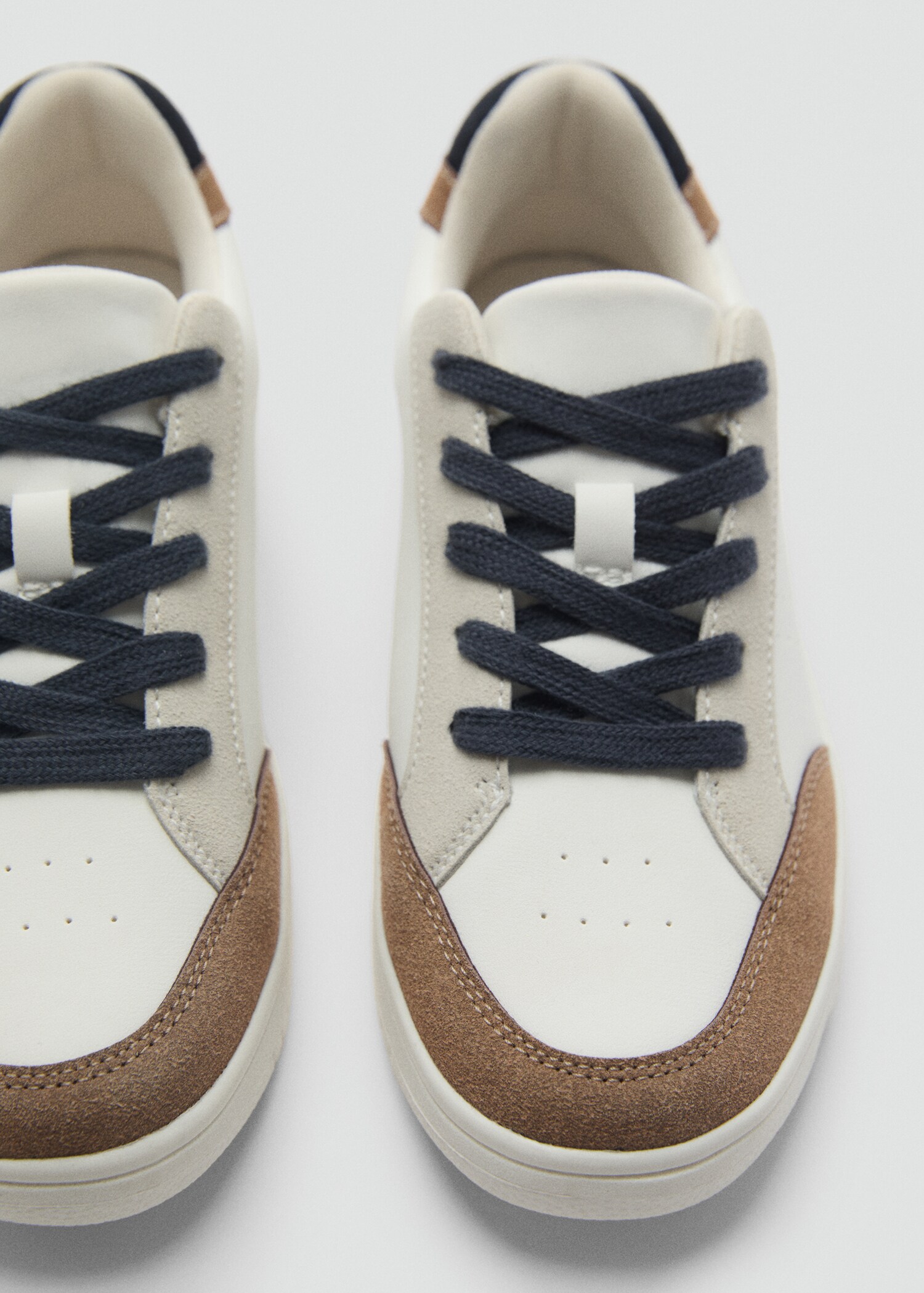 Lace-up mixed sneakers - Details of the article 2