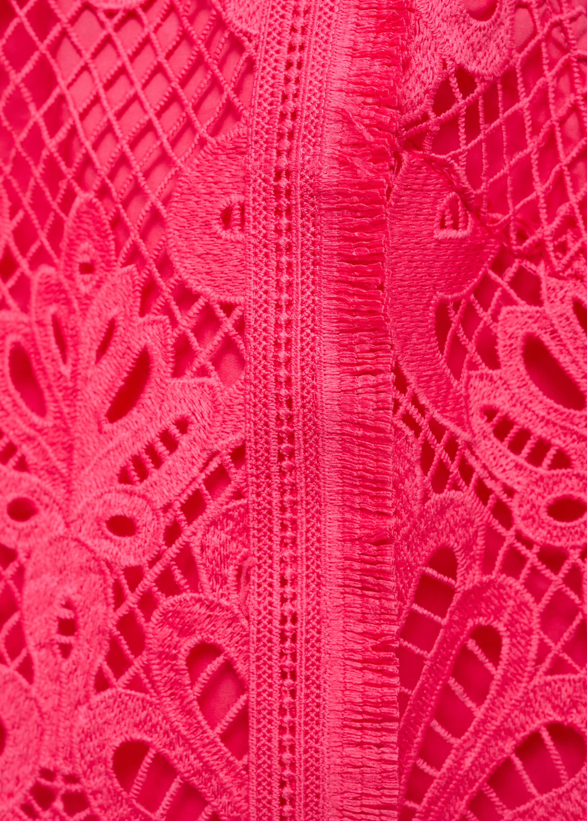 Crochet perkins-neck top - Details of the article 8, Fuchsia. Ref: 87092530-00.