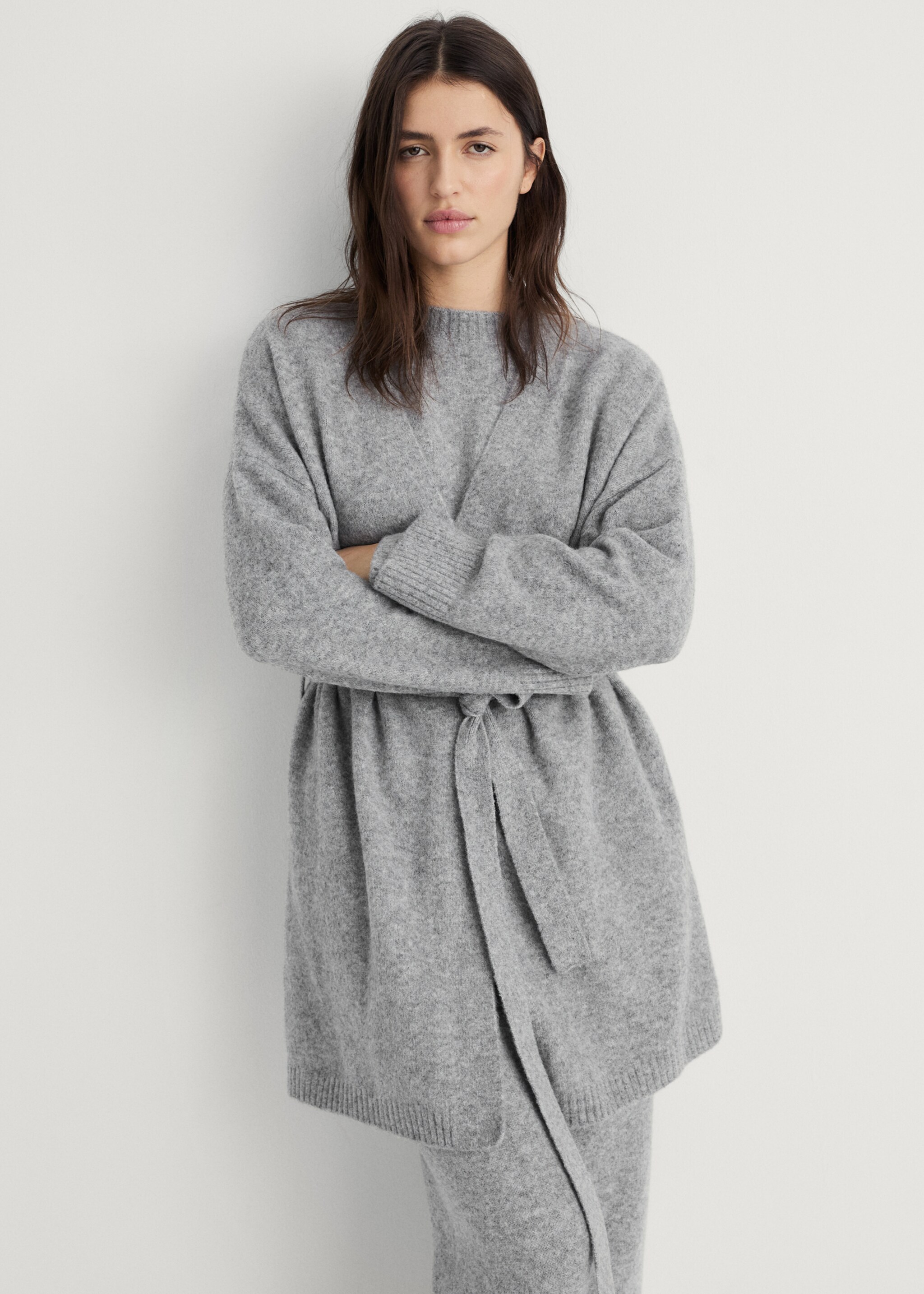 Short knitted cardigan - Medium plane