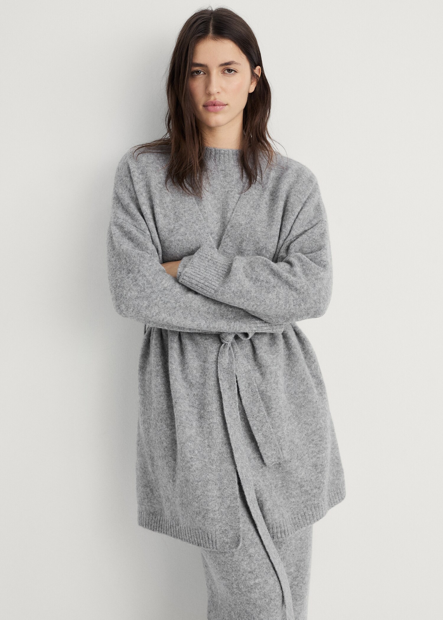 Short knitted cardigan - Medium plane