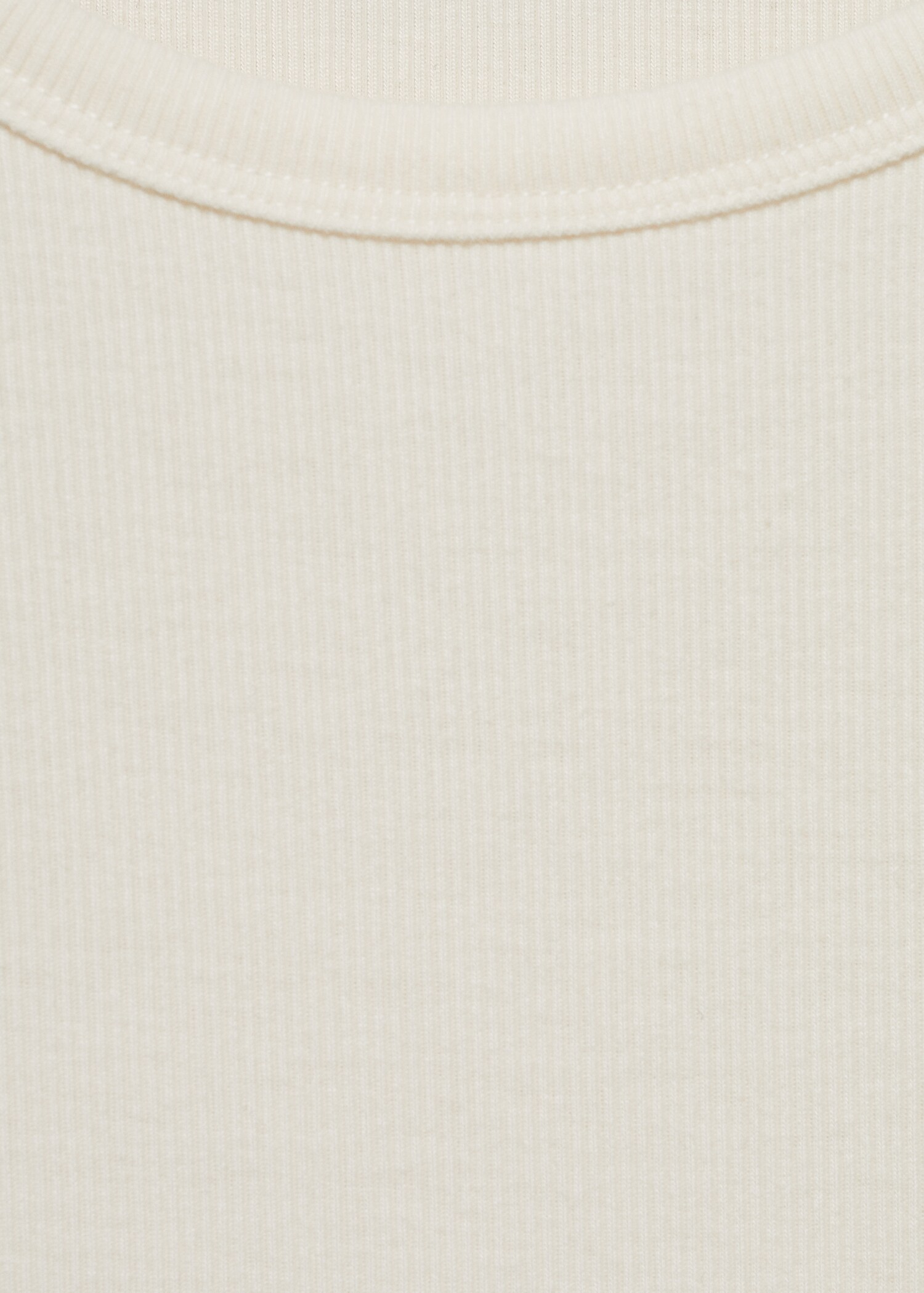 Rippstrick-T-Shirt mit Rundhalsausschnitt - Detail des Artikels 8
