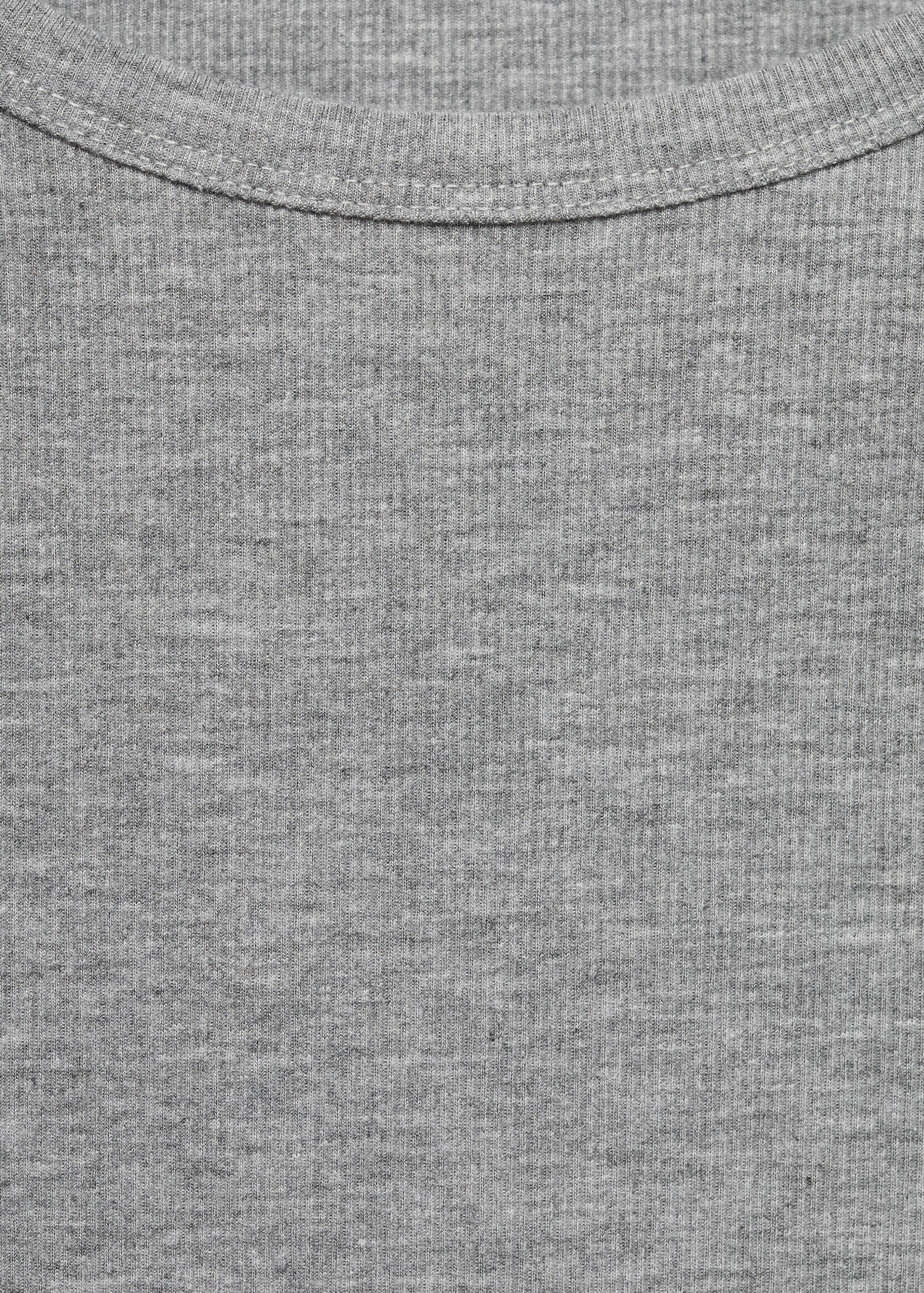 Rib-knit round-neck t-shirt - Details of the article 8