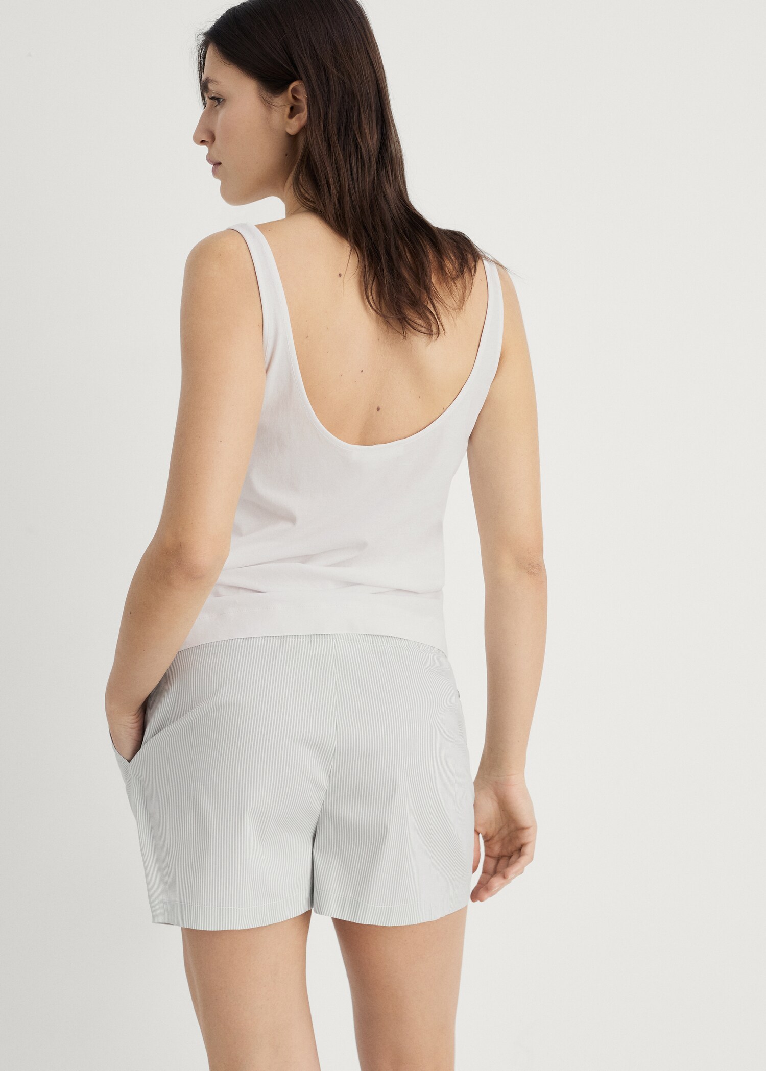 Striped pyjama shorts with elasticated detail - Reverse of the article