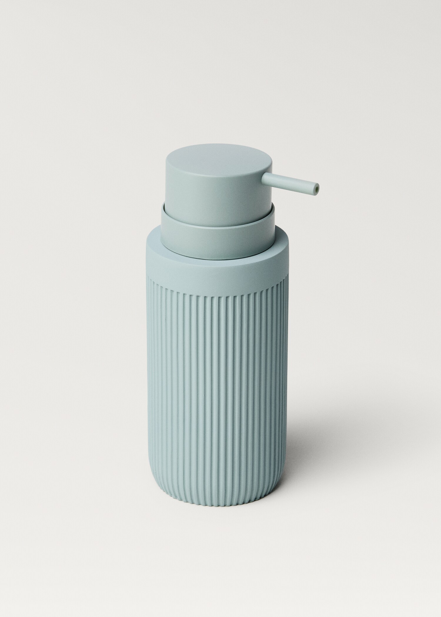 Resin soap dispenser - Details of the article 1