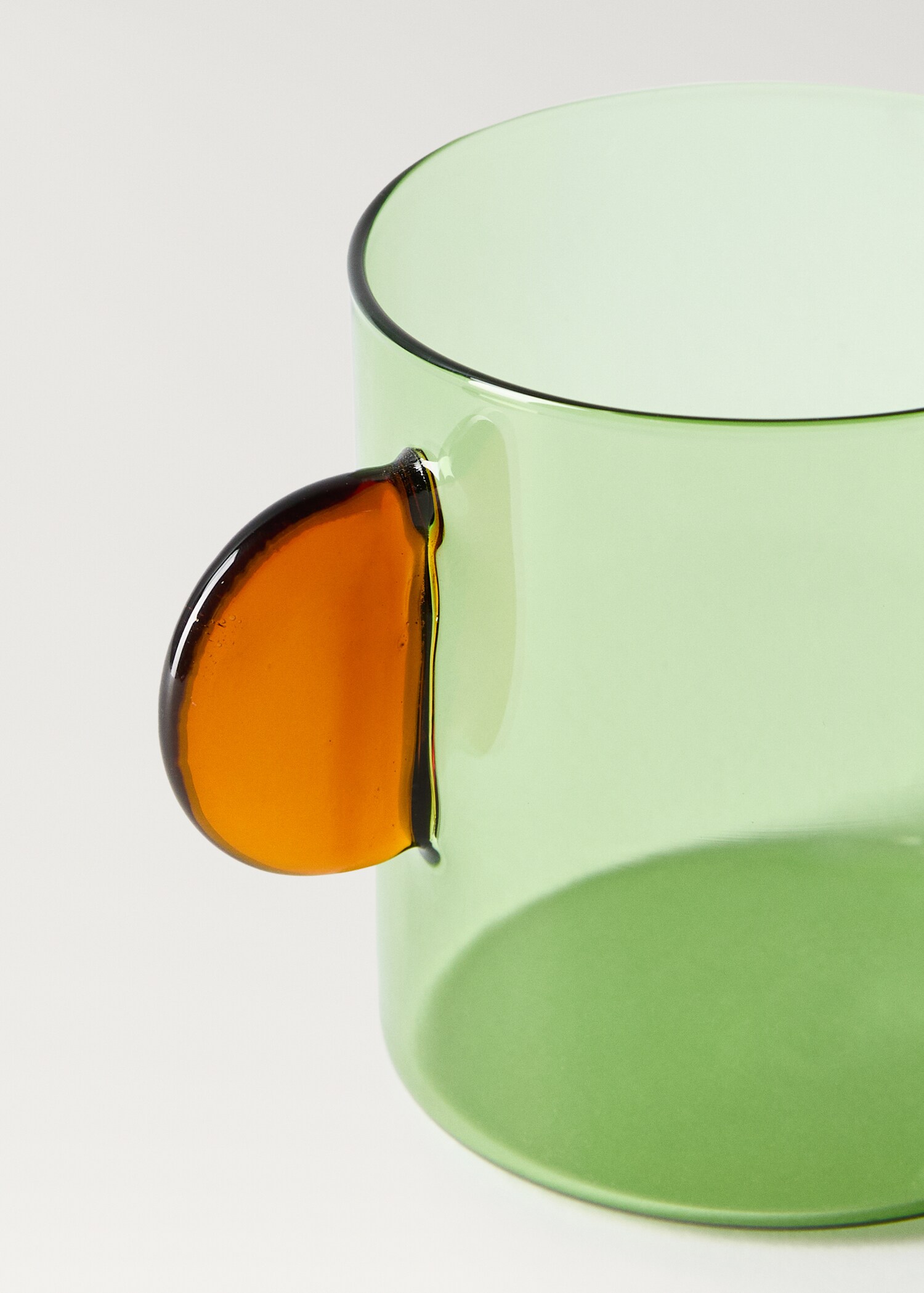 Two-tone borosilicate cappuccino cup - Details of the article 1
