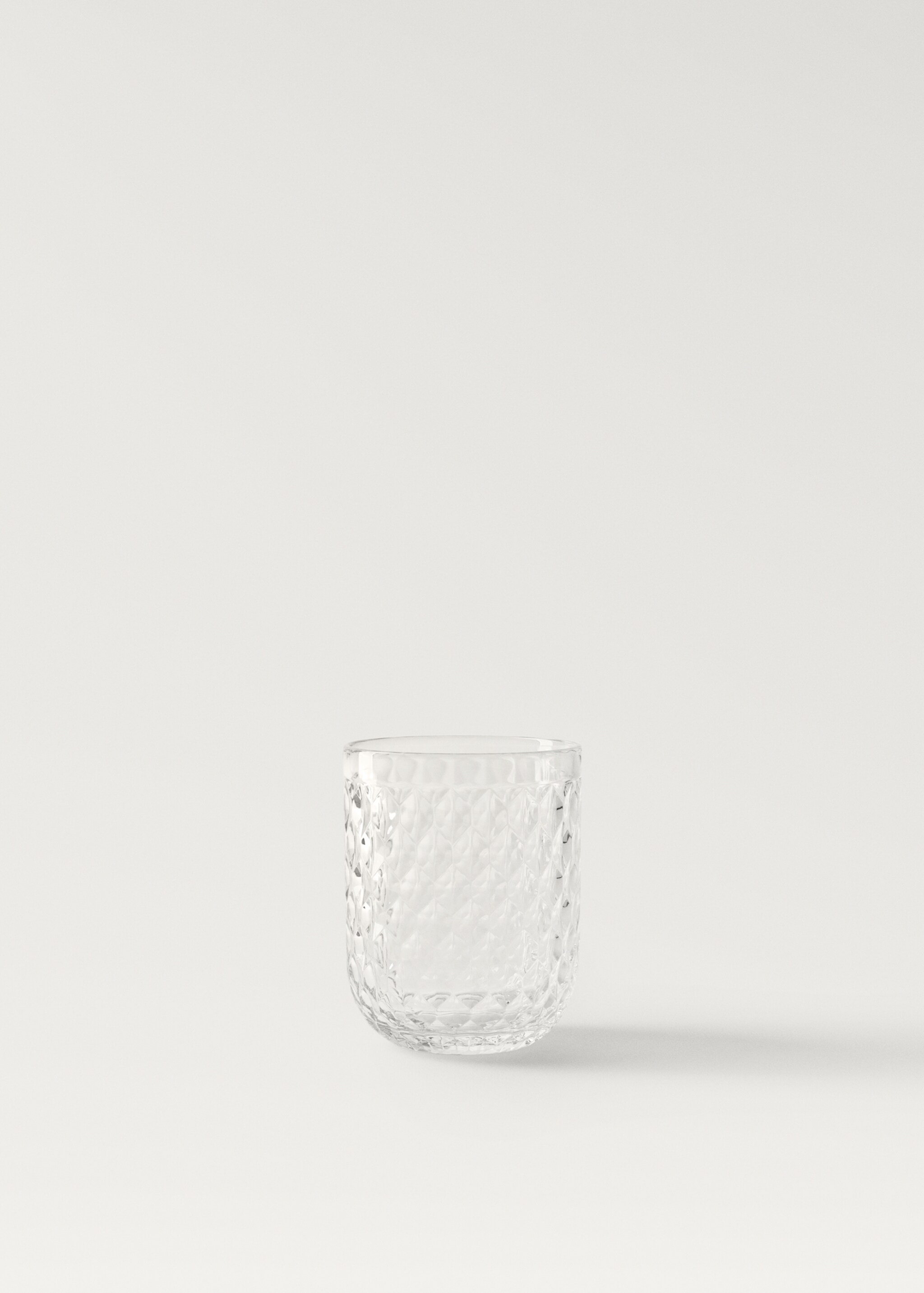 Small geometric embossed glass - Article without model