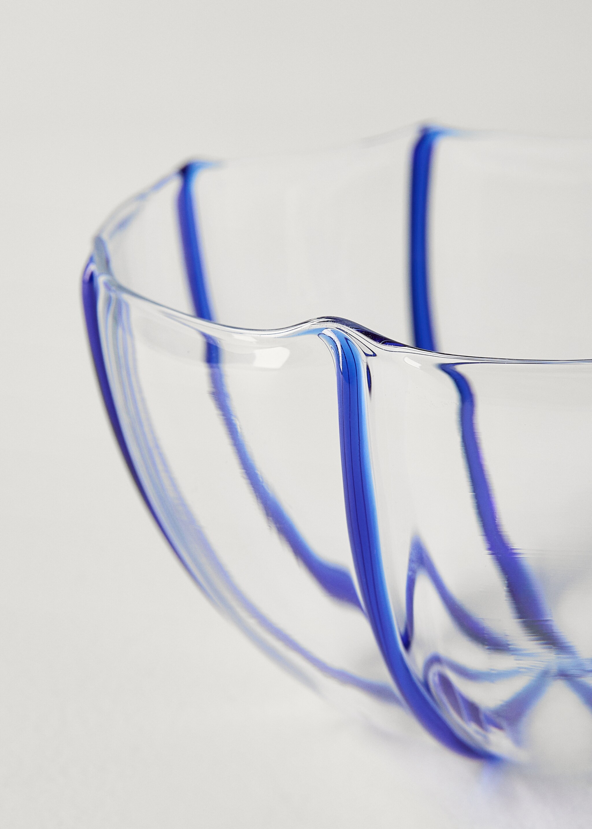 Borosilicate bowl with coloured lines - Details of the article 1