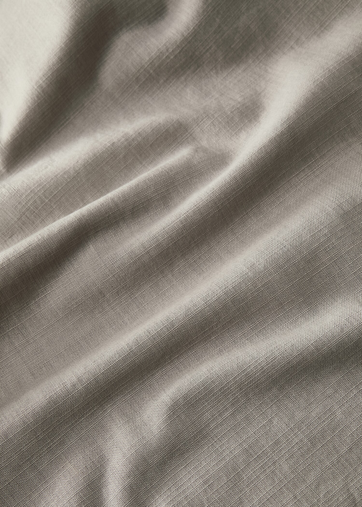Cotton table runner with hemstitch detail - Details of the article 2