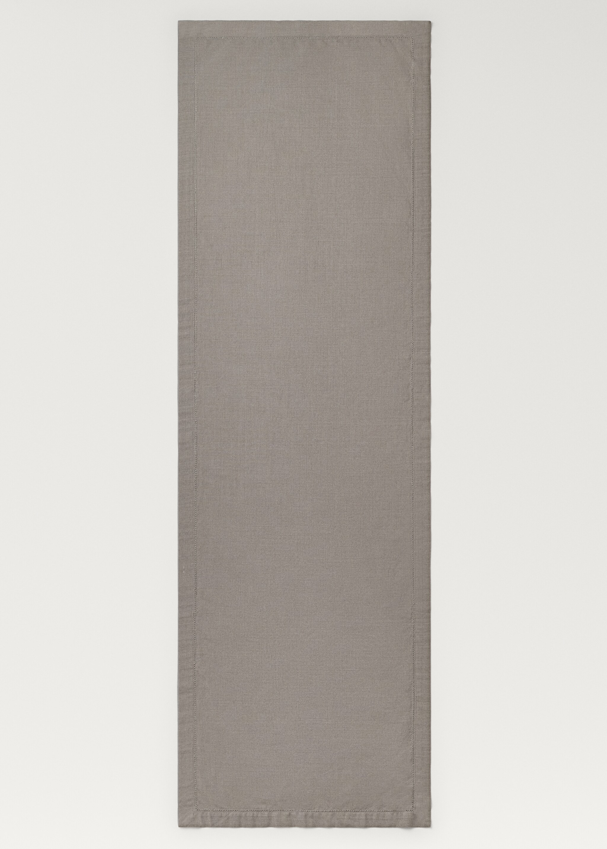 Cotton table runner with hemstitch detail - Details of the article 3
