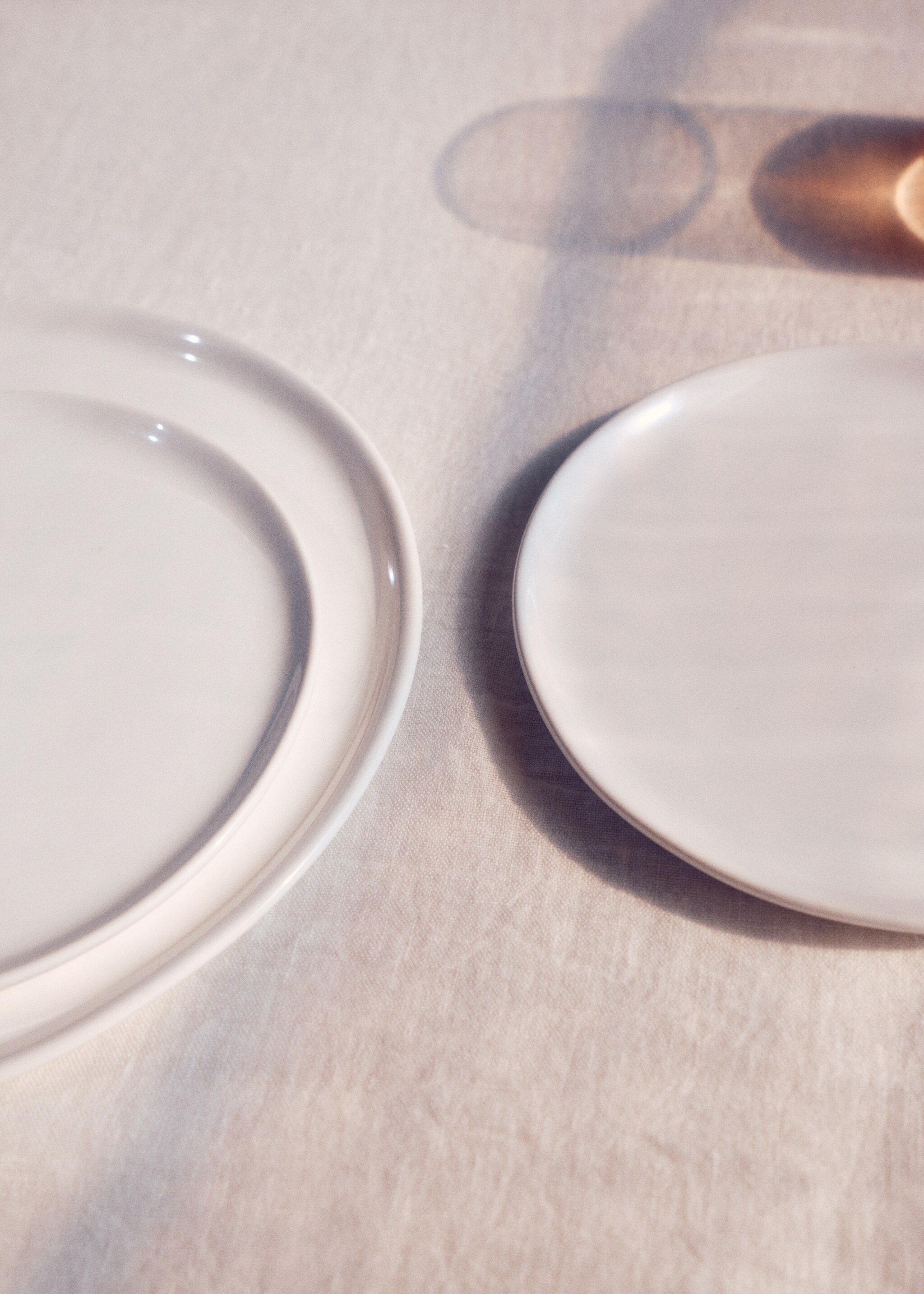 Farfurie pentru desert din ceramică fină - Detaliu al articolului 6