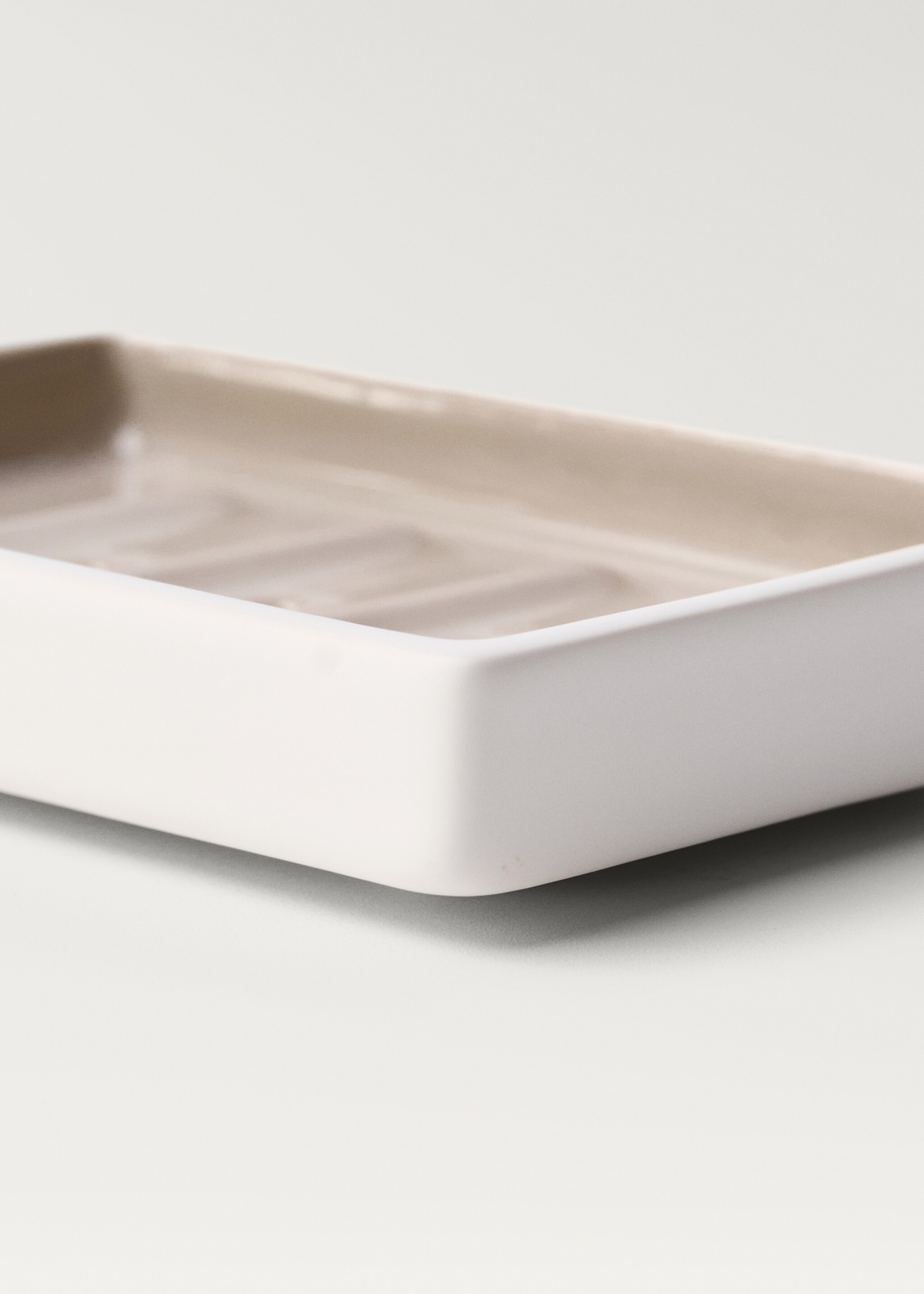 Two-tone soap dish - Details of the article 2