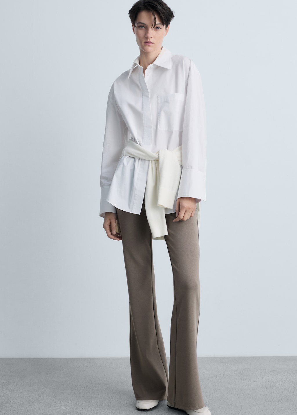 Flared knitted pants