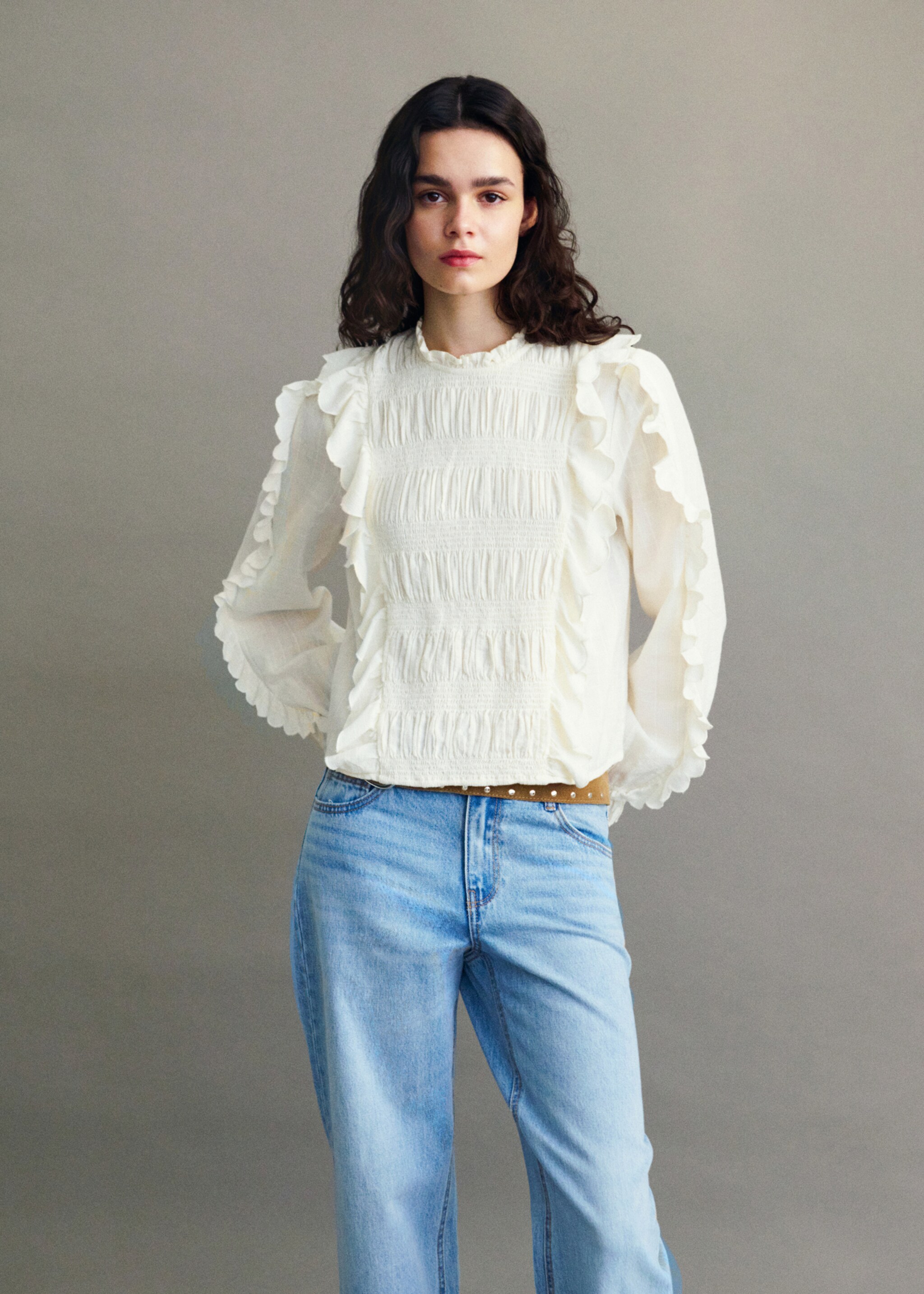 Ruched blouse with ruffles - Details of the article 5