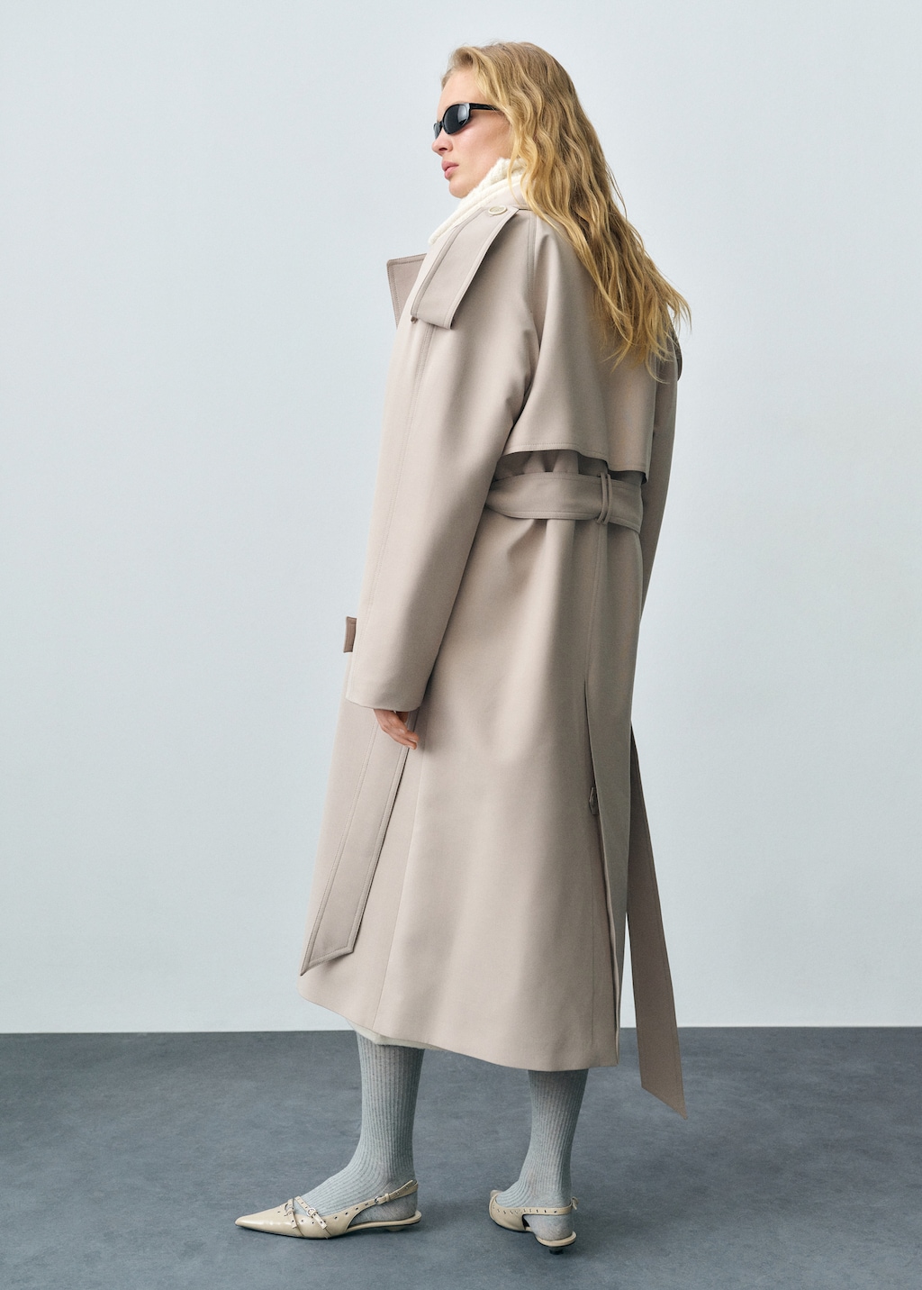Oversized trench coat with belt - Women | MANGO South Korea Oversized trench coat with belt - Women | MANGO South Korea