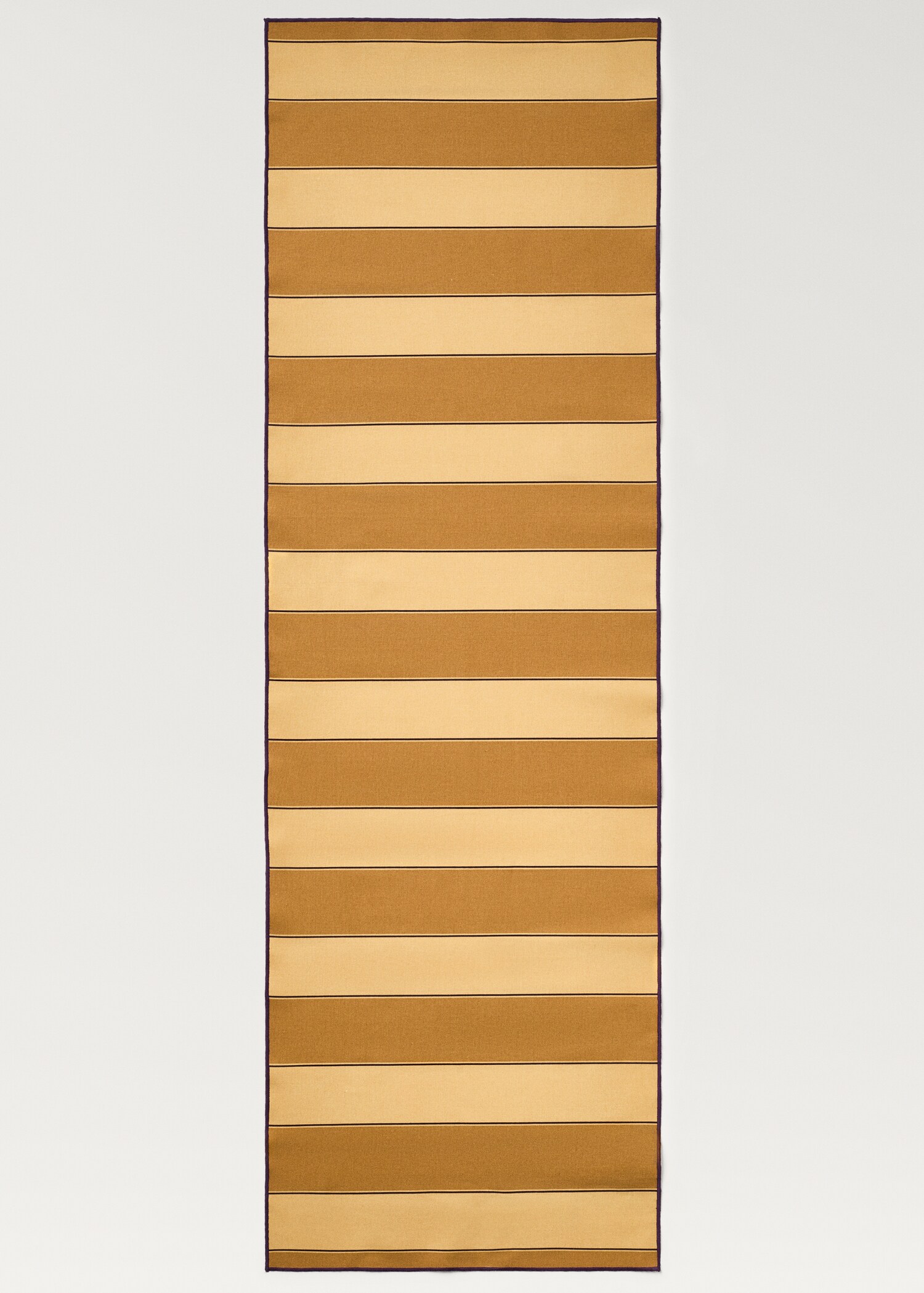 Resin stripe-print cotton table runner - Details of the article 2