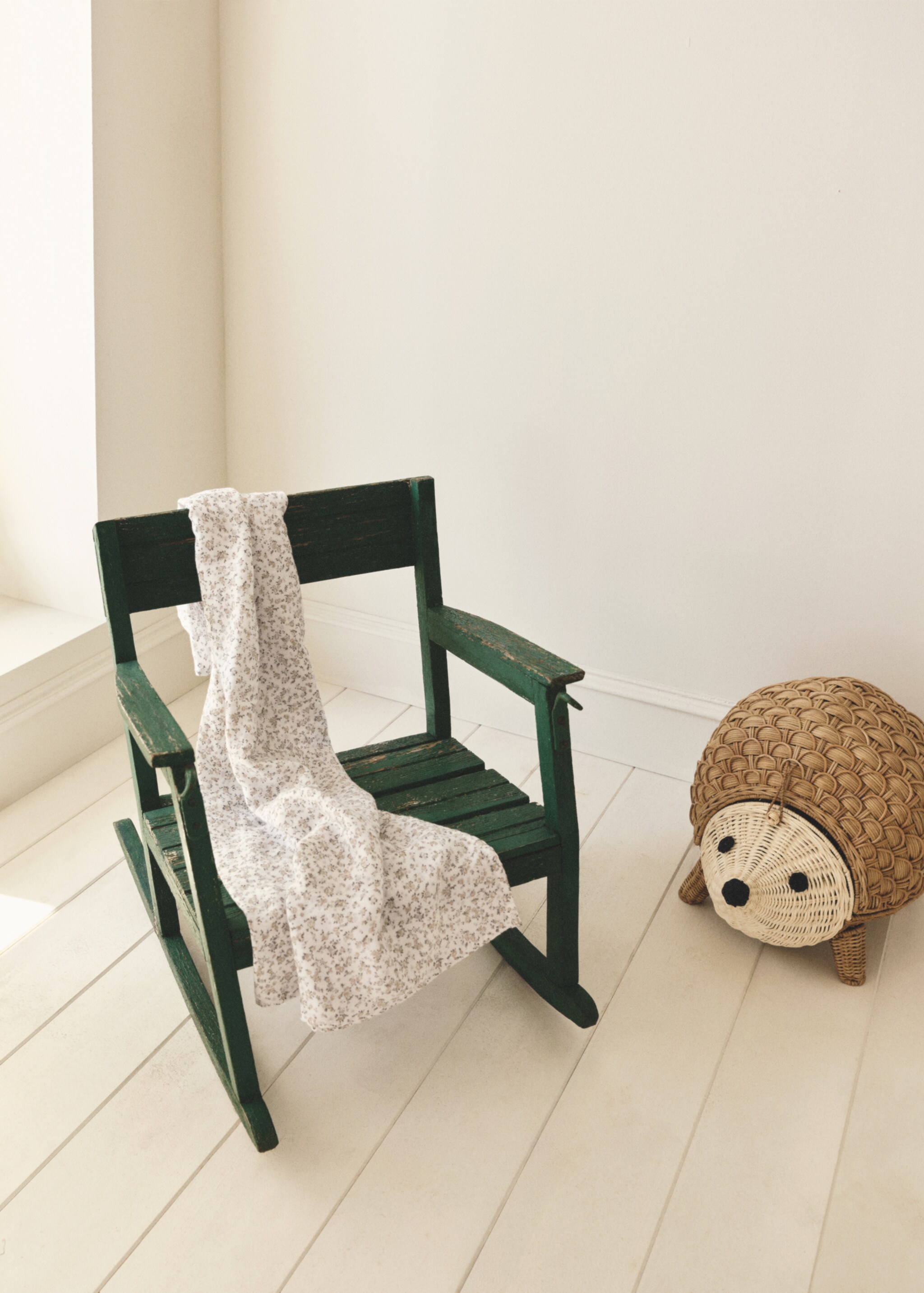 Muslinfilt för barn i bomull med mini-blommönster - Detaljer om artikeln 6, Vit. Ref: 87093304-00.