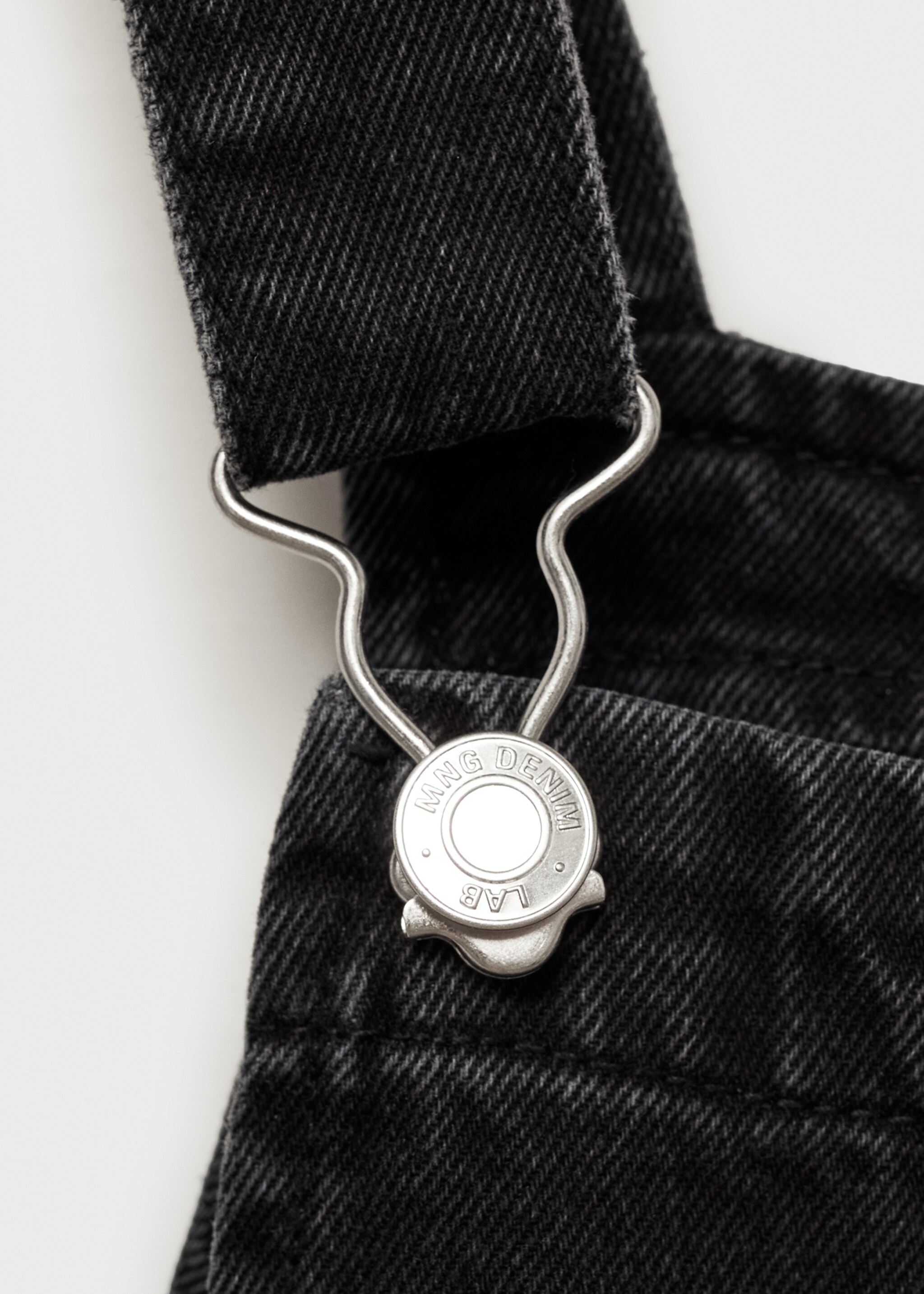Long denim jumpsuit - Details of the article 8
