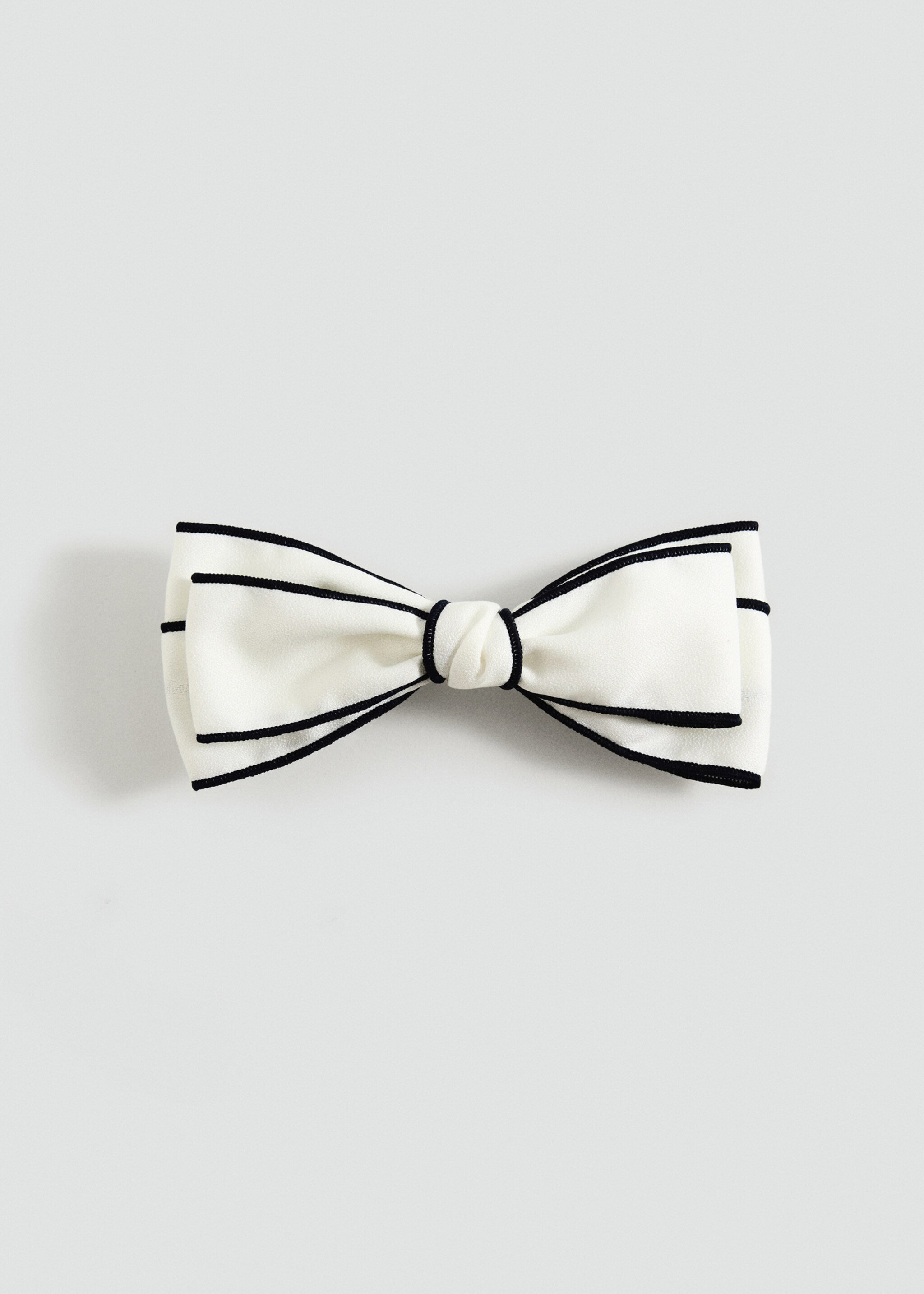 Two-tone bow pin - Article without model