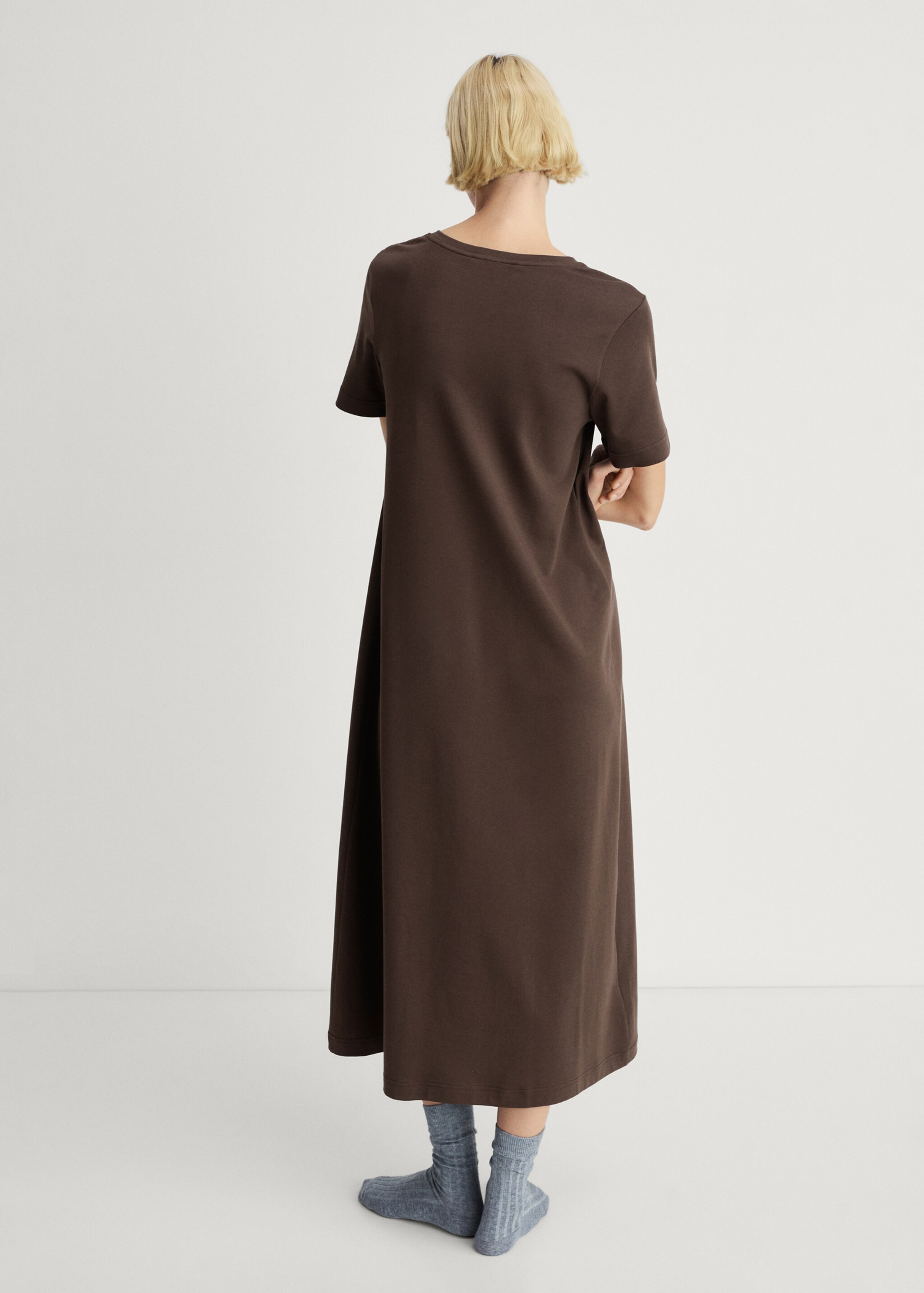Plain cotton nightgown - Reverse of the article