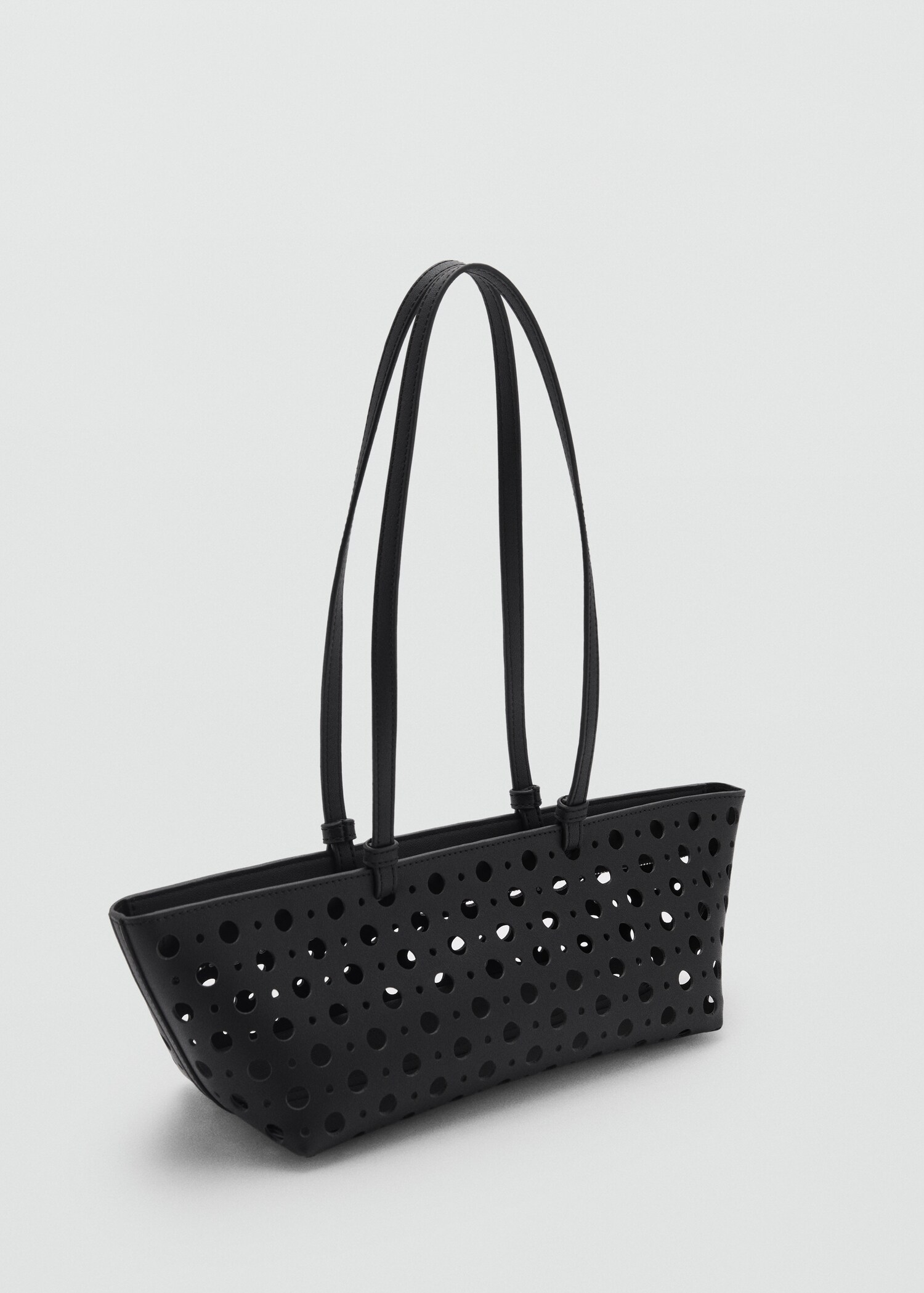 Sac port?� ?�paule perfor?� - Femme | MANGO France m?�tropolitaine